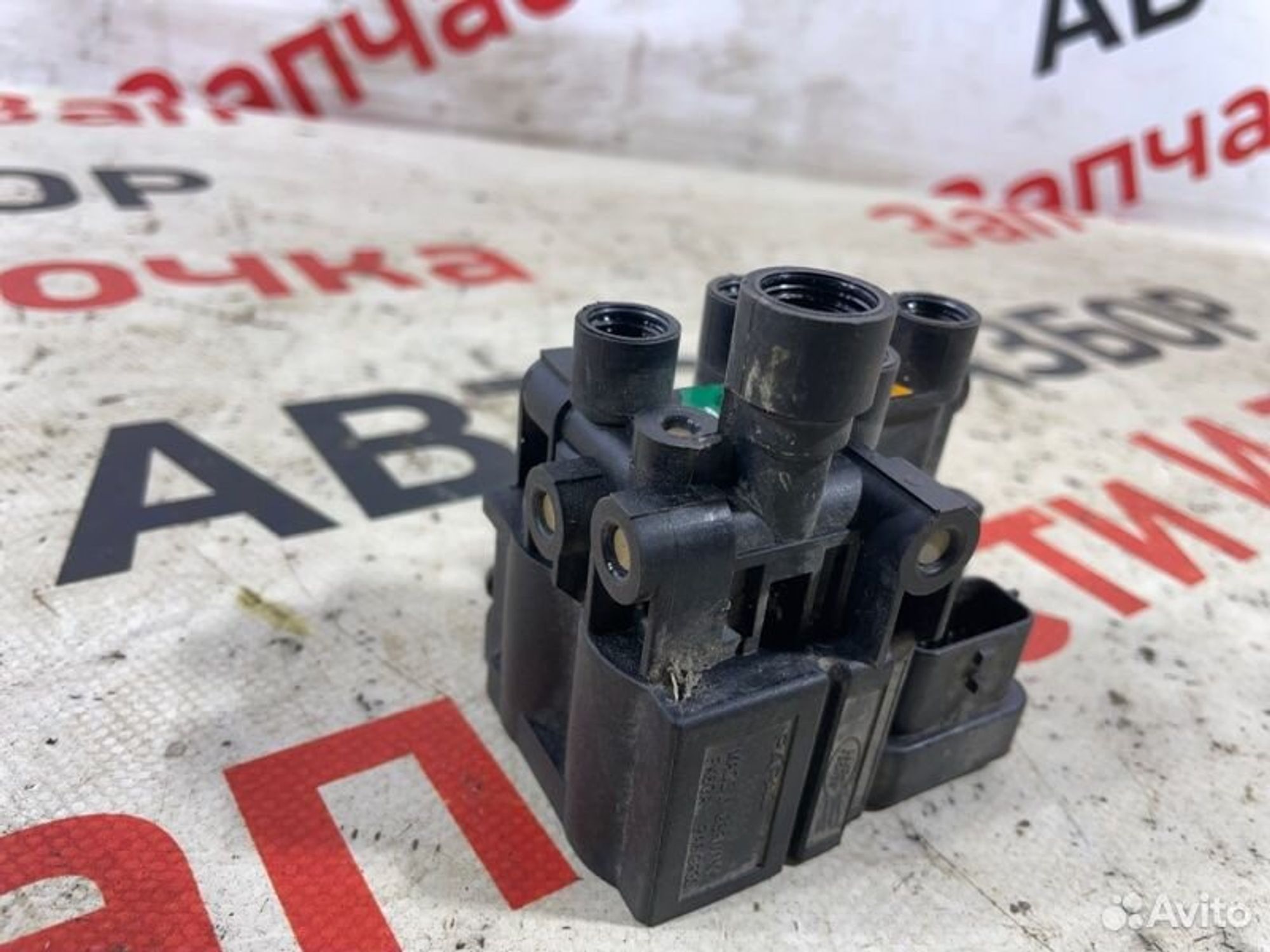 https://gcs.partsauto.market/rn-stockpro.appspot.com/thmbs/afb38d96ab8c9795ecac00e406b21163/567397b41d06f2d19ac65740b3cfe6c4/d8dab75de9733ef63dae4d83c40bd1f0.jpg