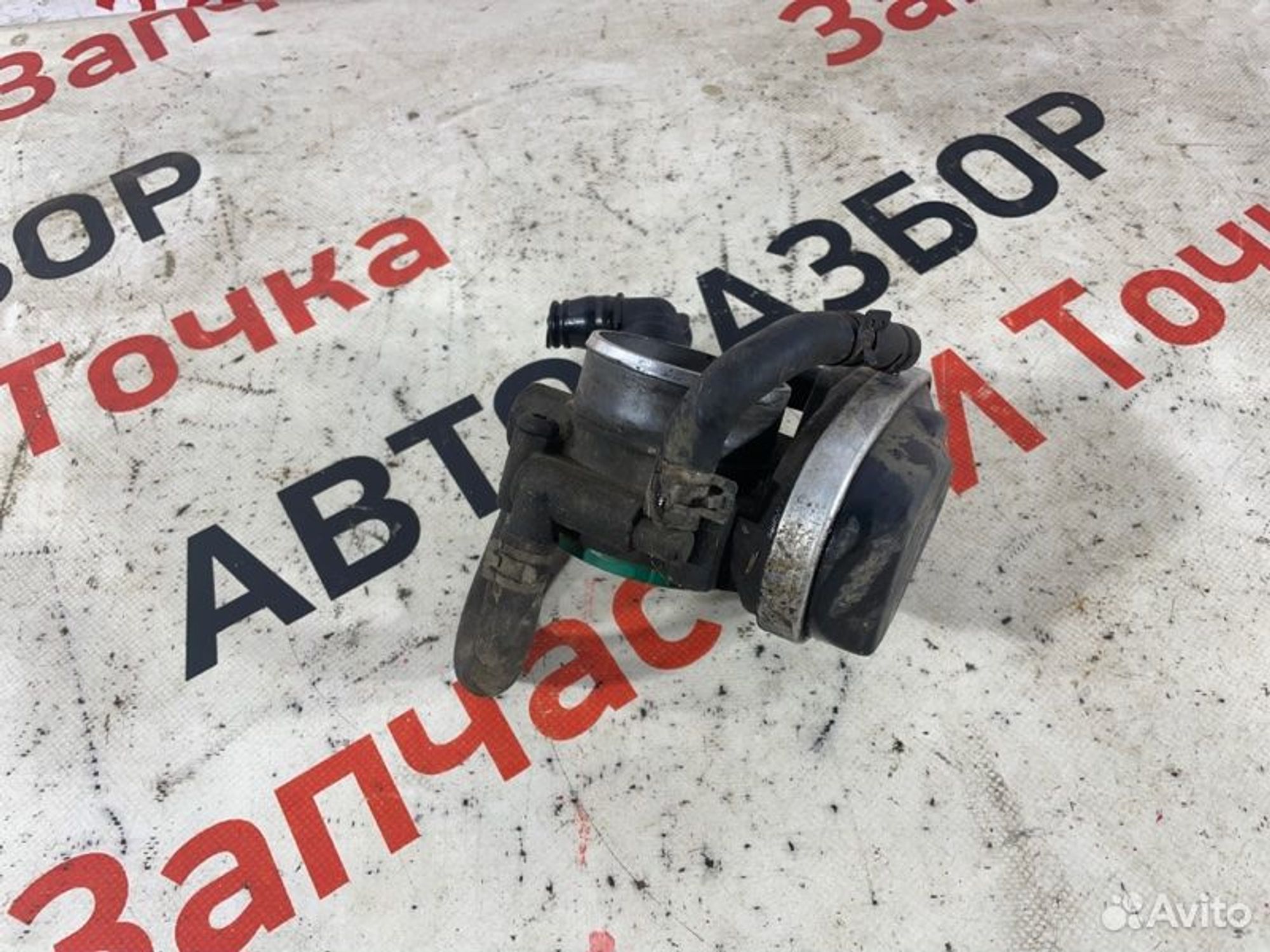 Дроссельная заслонка Opel Astra H седан Z18XER 1.8
