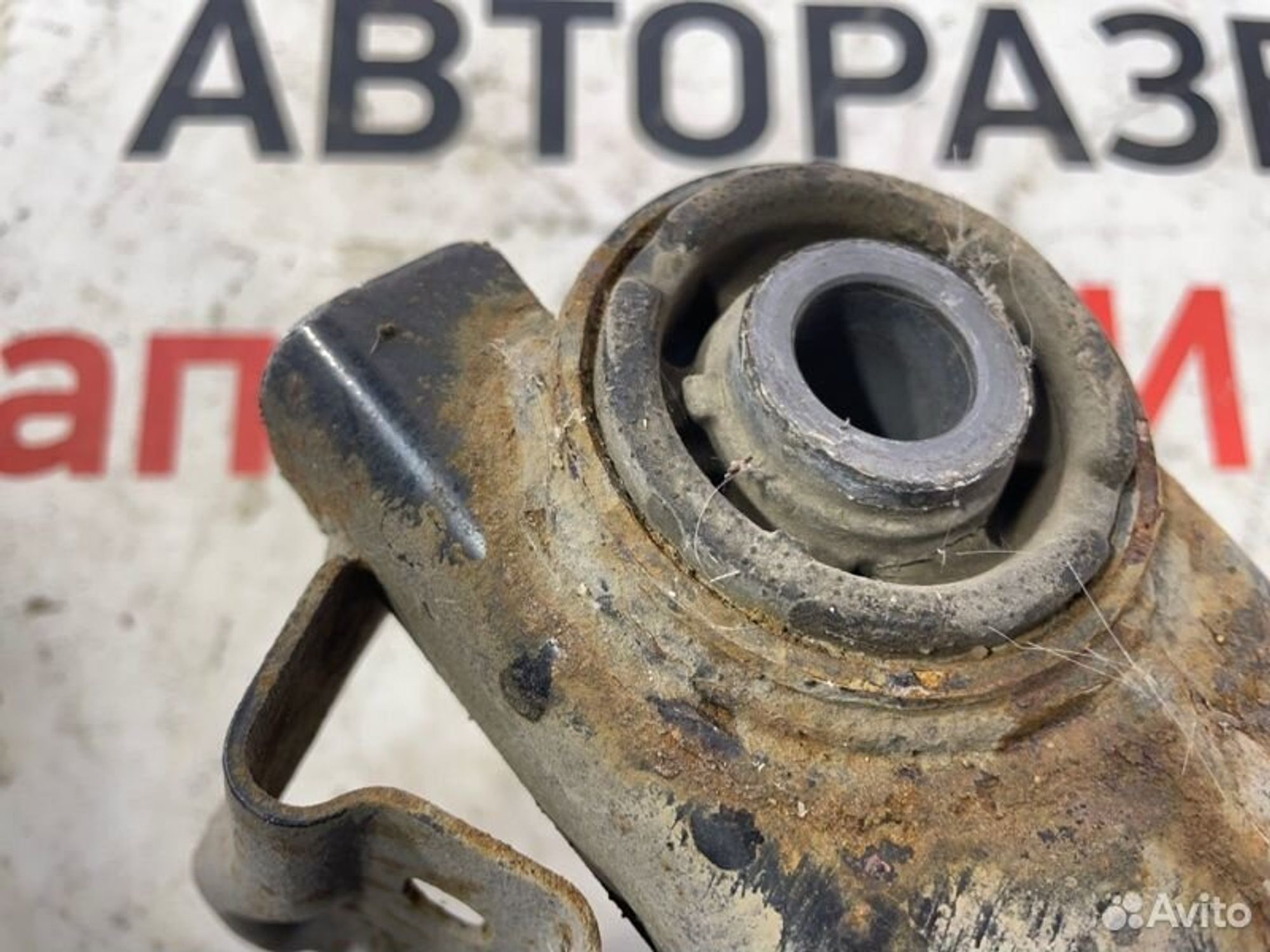 https://gcs.partsauto.market/rn-stockpro.appspot.com/thmbs/afb38d96ab8c9795ecac00e406b21163/573135492de2e272b71dc2b77e0c7aae/9918ede0aed4c630252e217a0ab7aeff.jpg