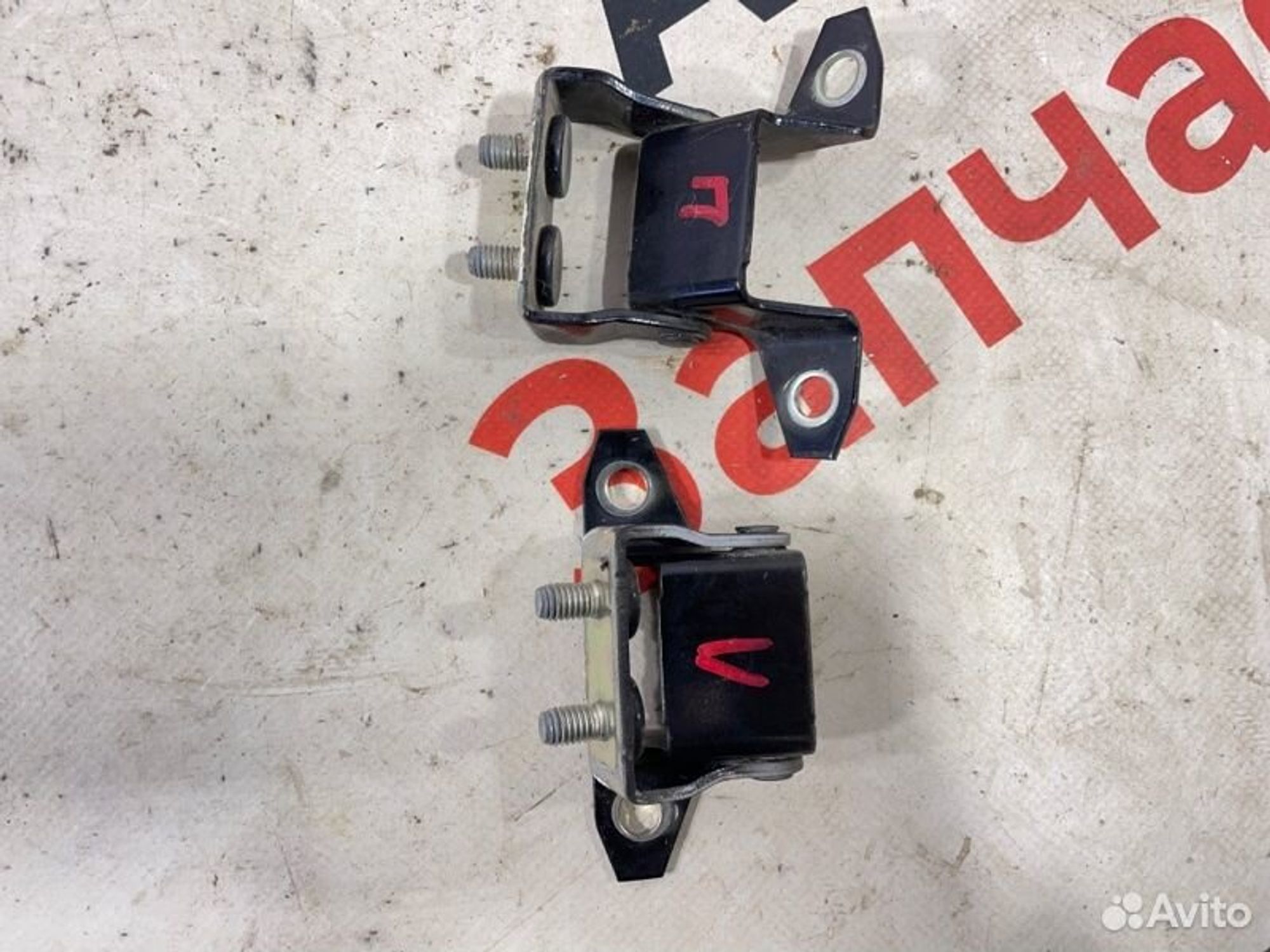 https://gcs.partsauto.market/rn-stockpro.appspot.com/thmbs/afb38d96ab8c9795ecac00e406b21163/6158173b31763482b2e7b0f21661d46b/38a289699b3ebc626f274b1d56e0151f.jpg