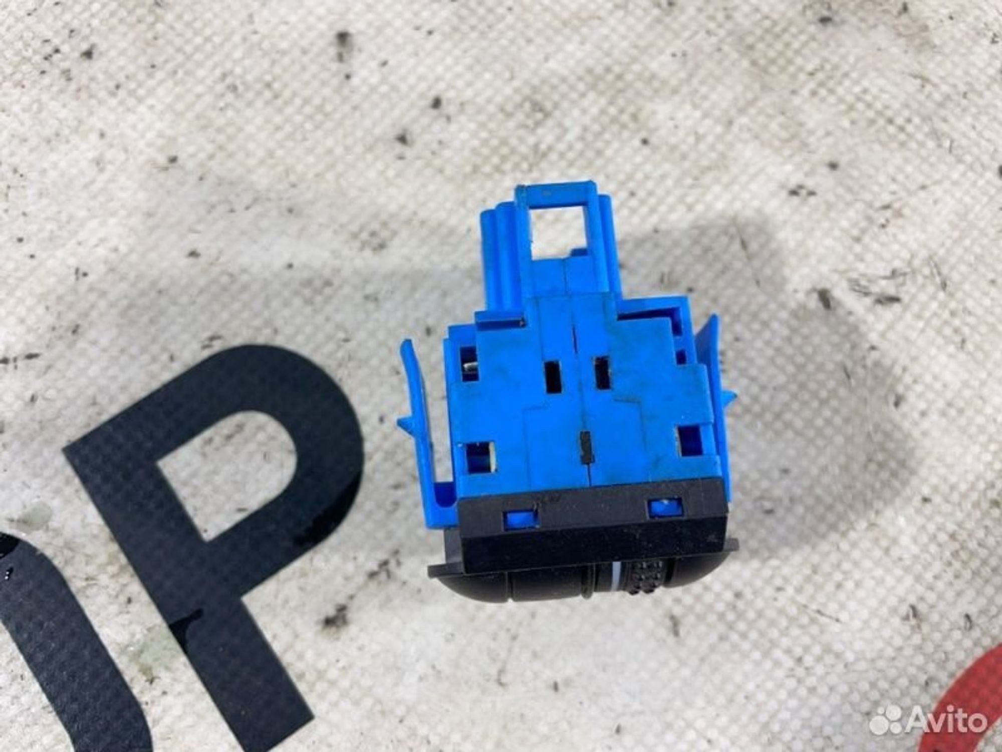 https://gcs.partsauto.market/rn-stockpro.appspot.com/thmbs/afb38d96ab8c9795ecac00e406b21163/6250d6f9e701d681074920af85996c69/462613459e5146f34771ecb1525bcd05.jpg