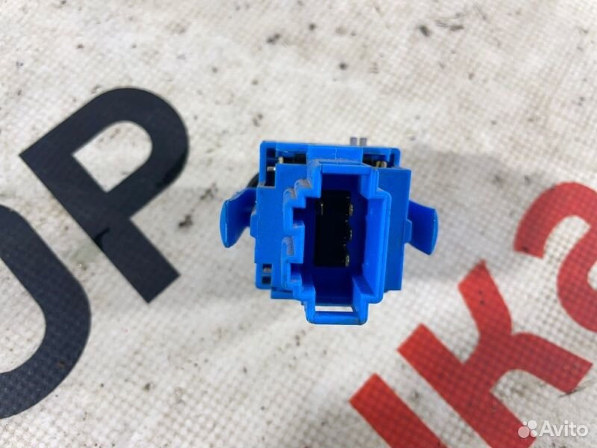 https://gcs.partsauto.market/rn-stockpro.appspot.com/thmbs/afb38d96ab8c9795ecac00e406b21163/6250d6f9e701d681074920af85996c69/e2d06fc59803849e42fff35579fa4f9a.jpg