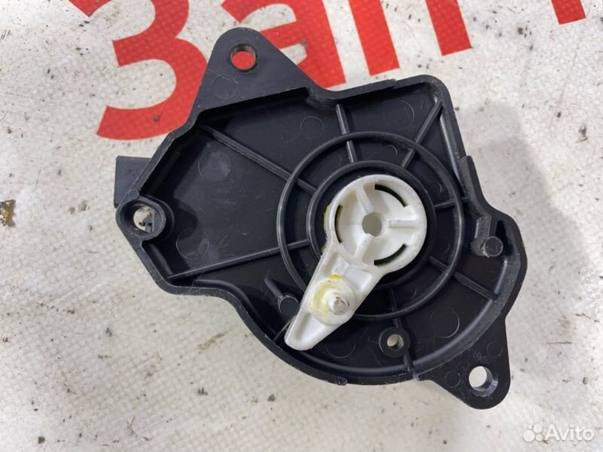 https://gcs.partsauto.market/rn-stockpro.appspot.com/thmbs/afb38d96ab8c9795ecac00e406b21163/63b39b6261c38496a94586f156f0356c/81187f04fbf634f4b48d282b4e8a2f99.jpg