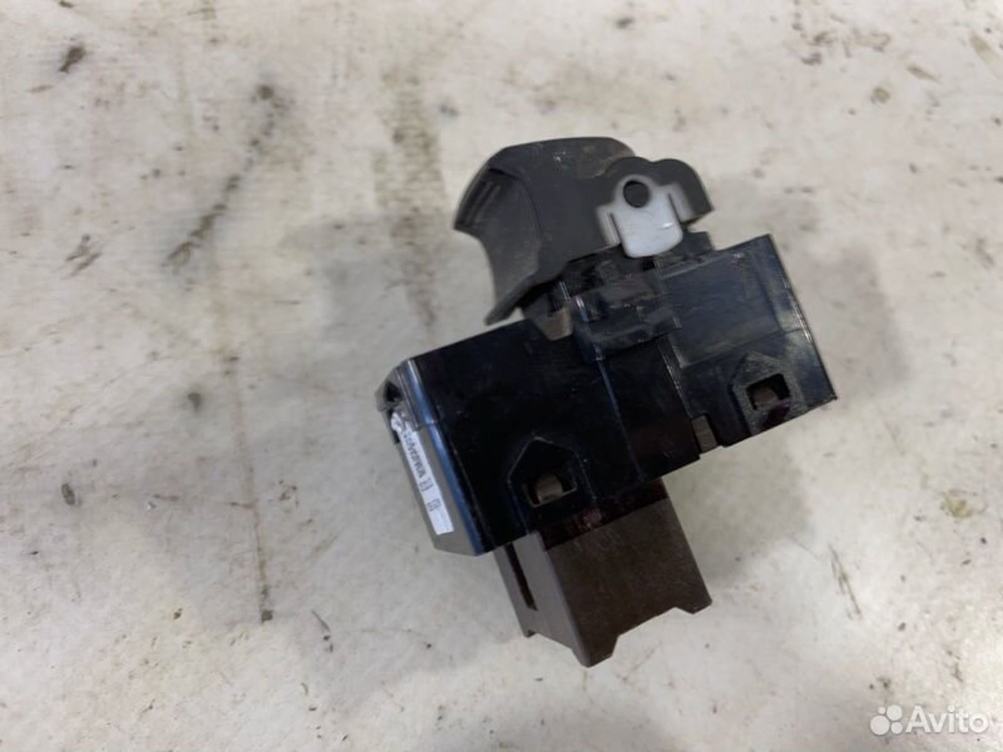 https://gcs.partsauto.market/rn-stockpro.appspot.com/thmbs/afb38d96ab8c9795ecac00e406b21163/6732bcd75a8870991155cfba29d5adf1/f906935b3f3da6a85403a85af236ddb7.jpg