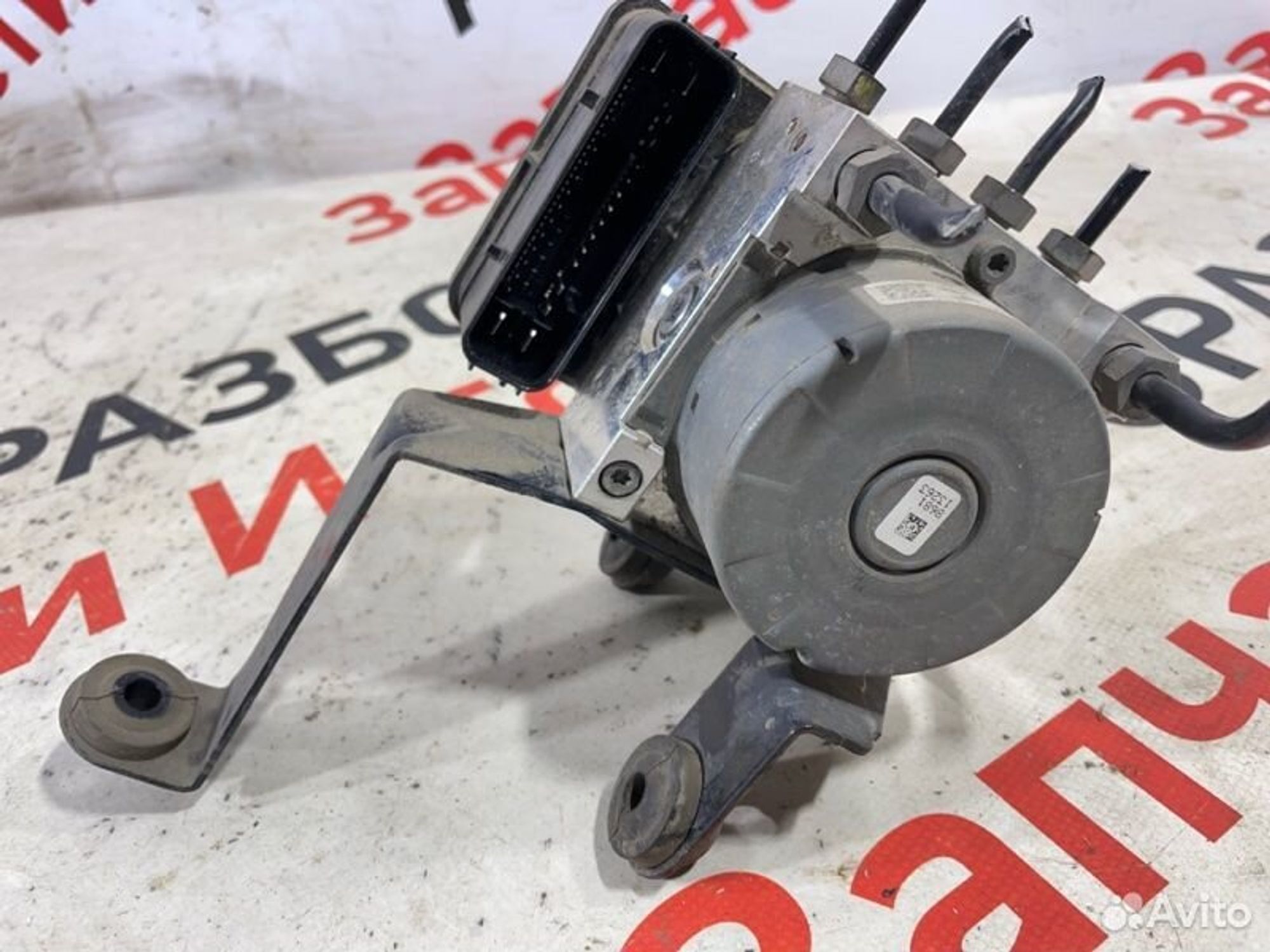 https://gcs.partsauto.market/rn-stockpro.appspot.com/thmbs/afb38d96ab8c9795ecac00e406b21163/6b6073b421e2063f5184d8f68fa6ce68/5792f5a7ab219b25238c042b7153fa72.jpg