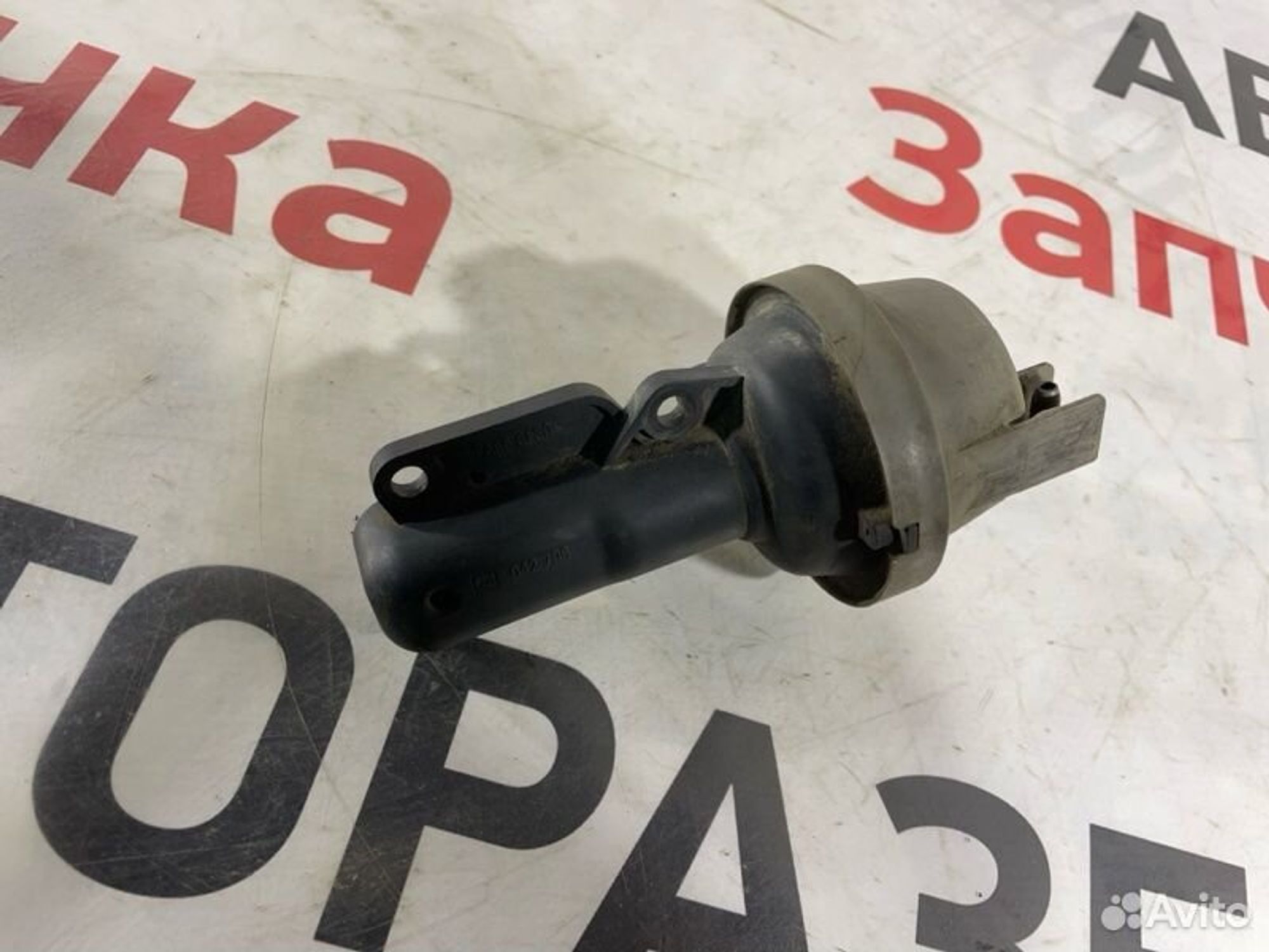 https://gcs.partsauto.market/rn-stockpro.appspot.com/thmbs/afb38d96ab8c9795ecac00e406b21163/6eedff1e369a4a0c6b1252c711c4cb90/26c18692095718b353e5462b7835bd5f.jpg