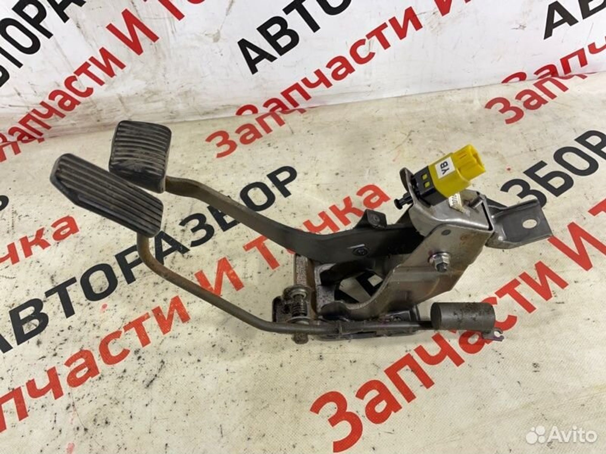 https://gcs.partsauto.market/rn-stockpro.appspot.com/thmbs/afb38d96ab8c9795ecac00e406b21163/6ff597321c61517d28c013328f95bcf1/0483c66e724b2dcf808b79d1a3591972.jpg