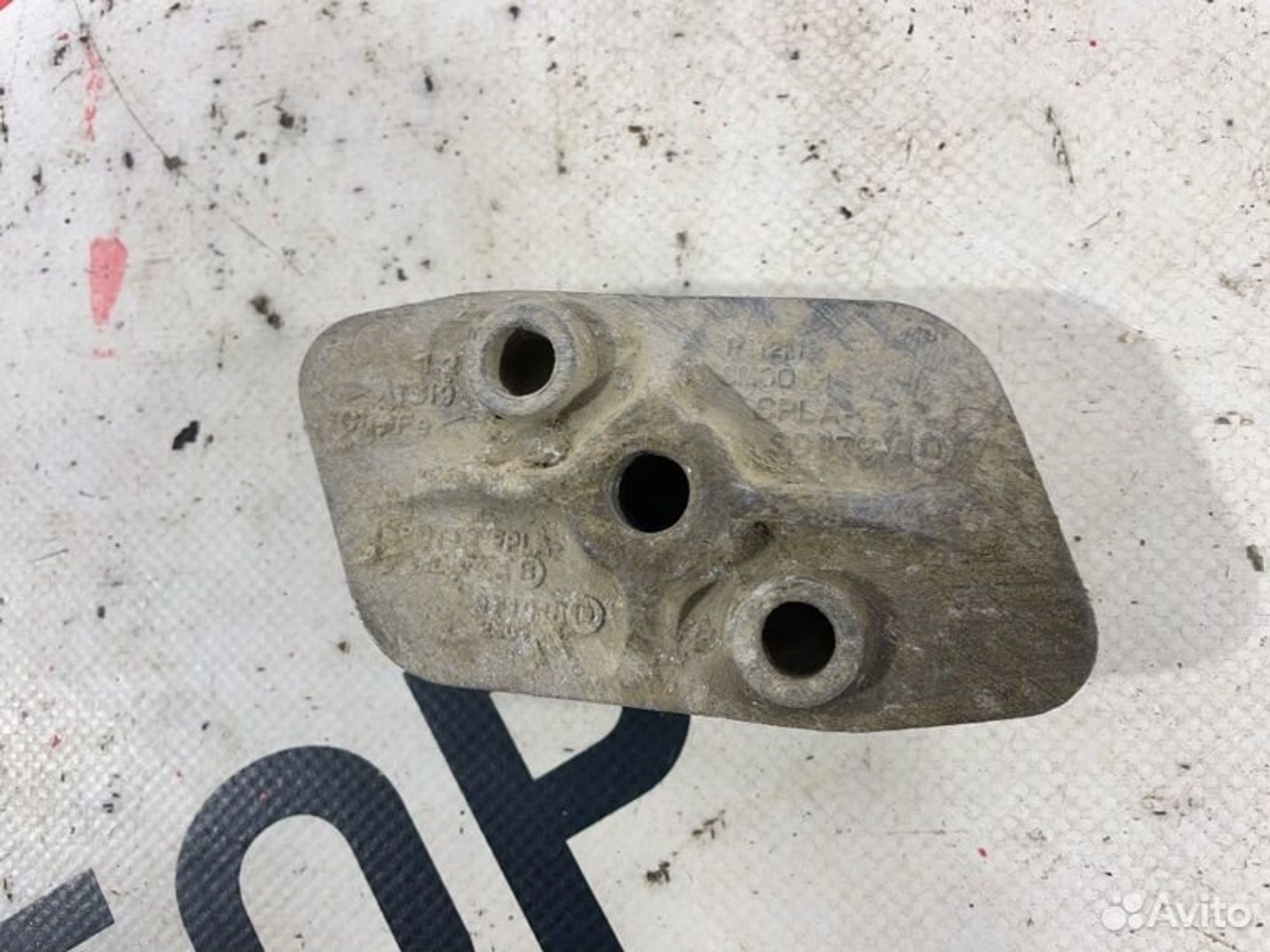 https://gcs.partsauto.market/rn-stockpro.appspot.com/thmbs/afb38d96ab8c9795ecac00e406b21163/726f8572179cb2a22771b9e56249bda2/e46bef38085cdf9b7c87ecfa4f6b0923.jpg