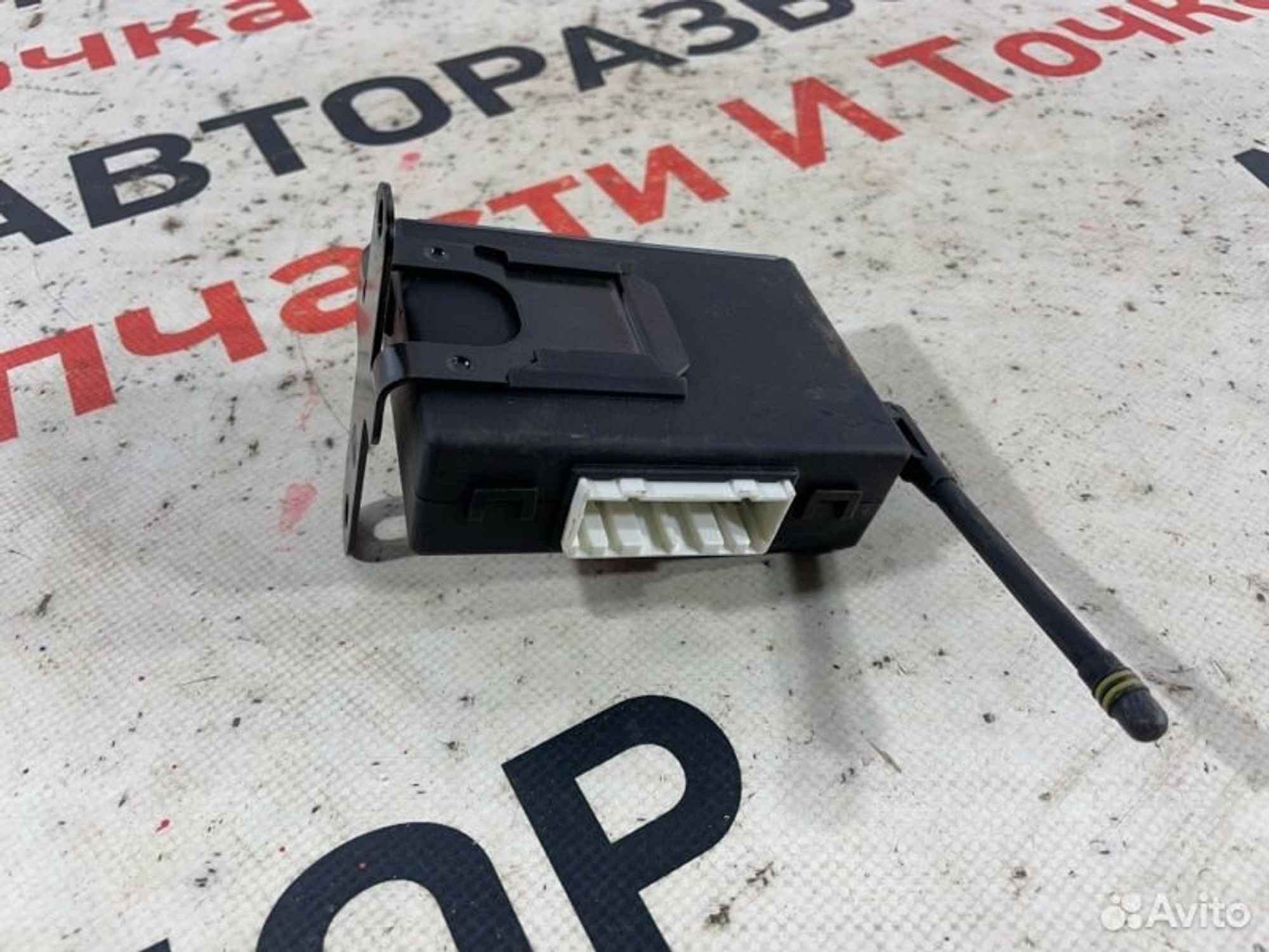 https://gcs.partsauto.market/rn-stockpro.appspot.com/thmbs/afb38d96ab8c9795ecac00e406b21163/736ff56bd20ba0d38fbcdc3ed0fff98b/7954f87f66365a9d058bd87ef289382f.jpg