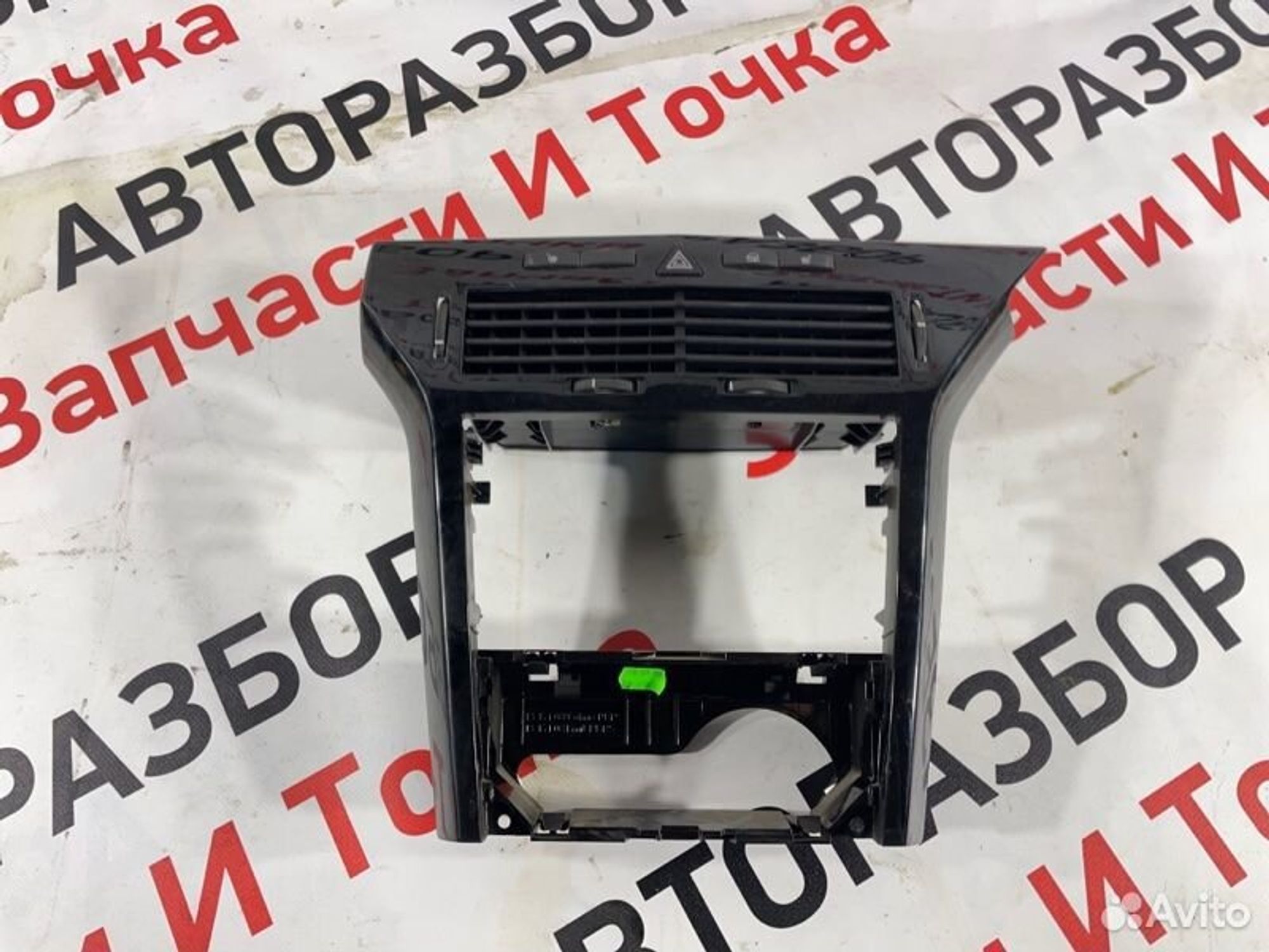 Воздуховод салона Opel Astra H хетчбек Z18XER 2008