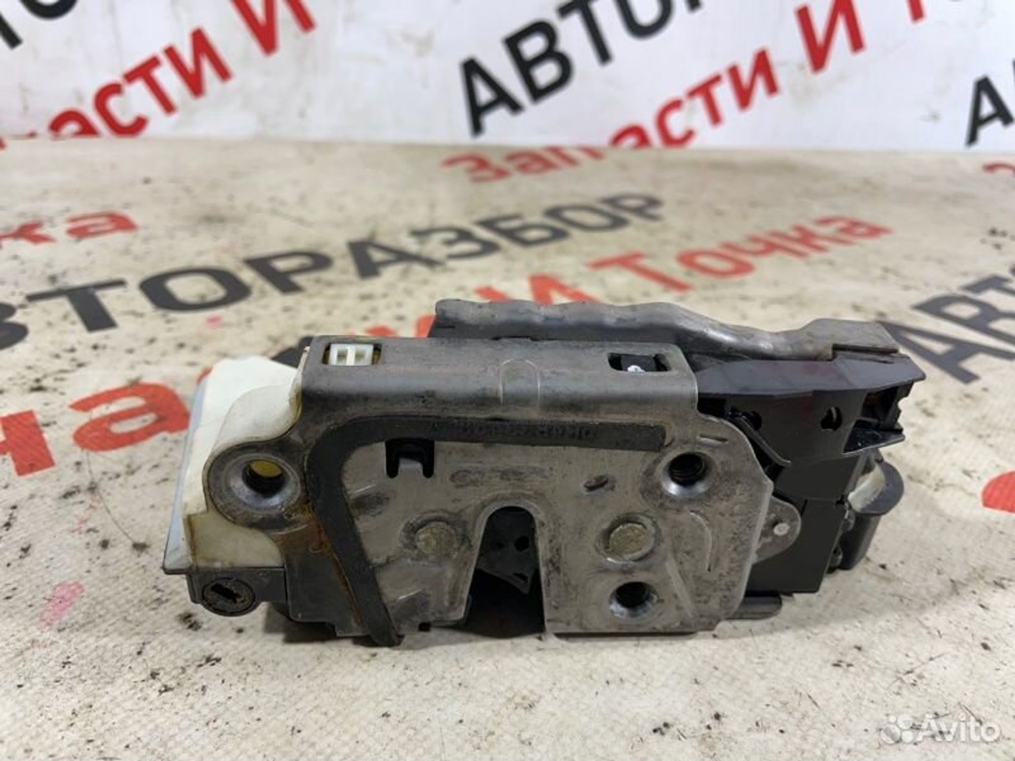 https://gcs.partsauto.market/rn-stockpro.appspot.com/thmbs/afb38d96ab8c9795ecac00e406b21163/786c905993d455a902be17e540a14a9a/979e4bb1307b2088815e9d292e4aa250.jpg