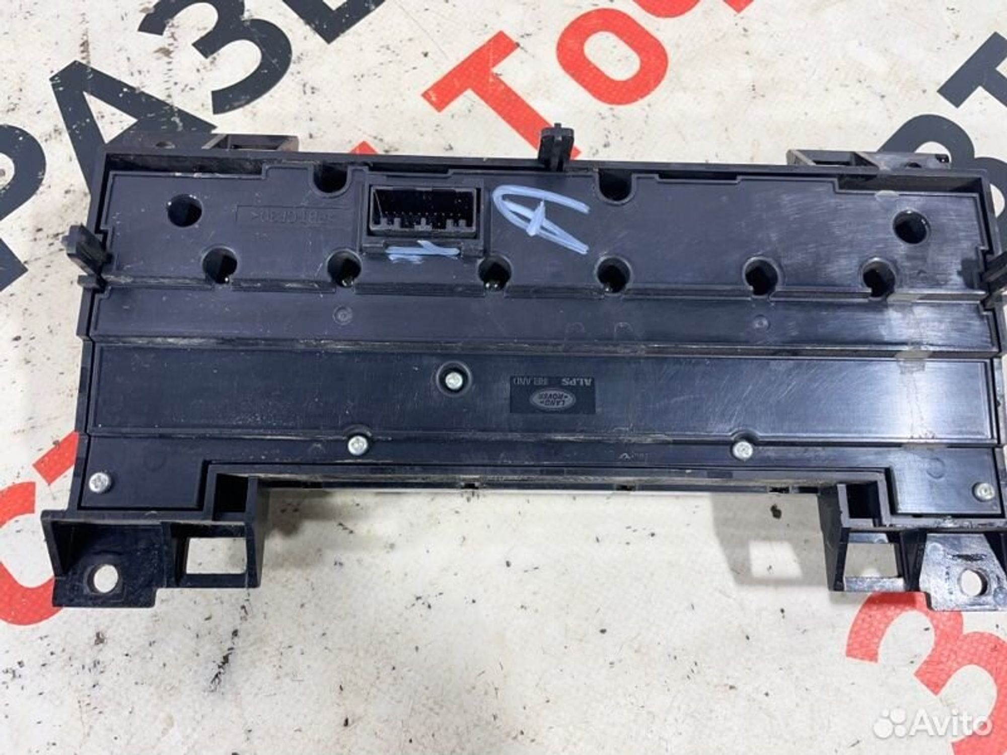 https://gcs.partsauto.market/rn-stockpro.appspot.com/thmbs/afb38d96ab8c9795ecac00e406b21163/78b29e040ffa0dbe05496593254a8cb5/87ceabd90829a4aaa5ea3a3299a35559.jpg