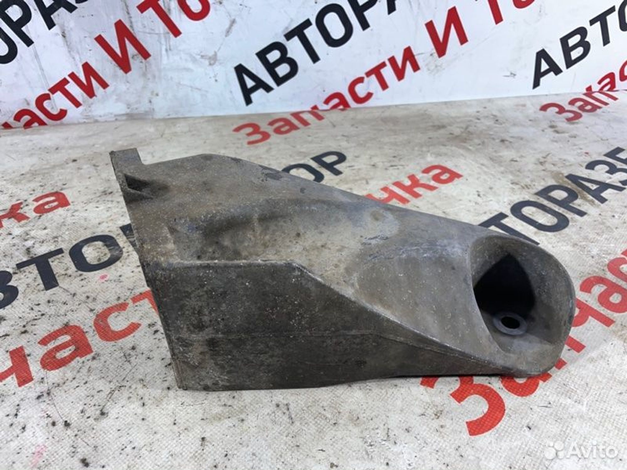 https://gcs.partsauto.market/rn-stockpro.appspot.com/thmbs/afb38d96ab8c9795ecac00e406b21163/7bbe86473110aa18b59e98fa8faf7435/9a488904c54bbd3e9693d36159deaad9.jpg
