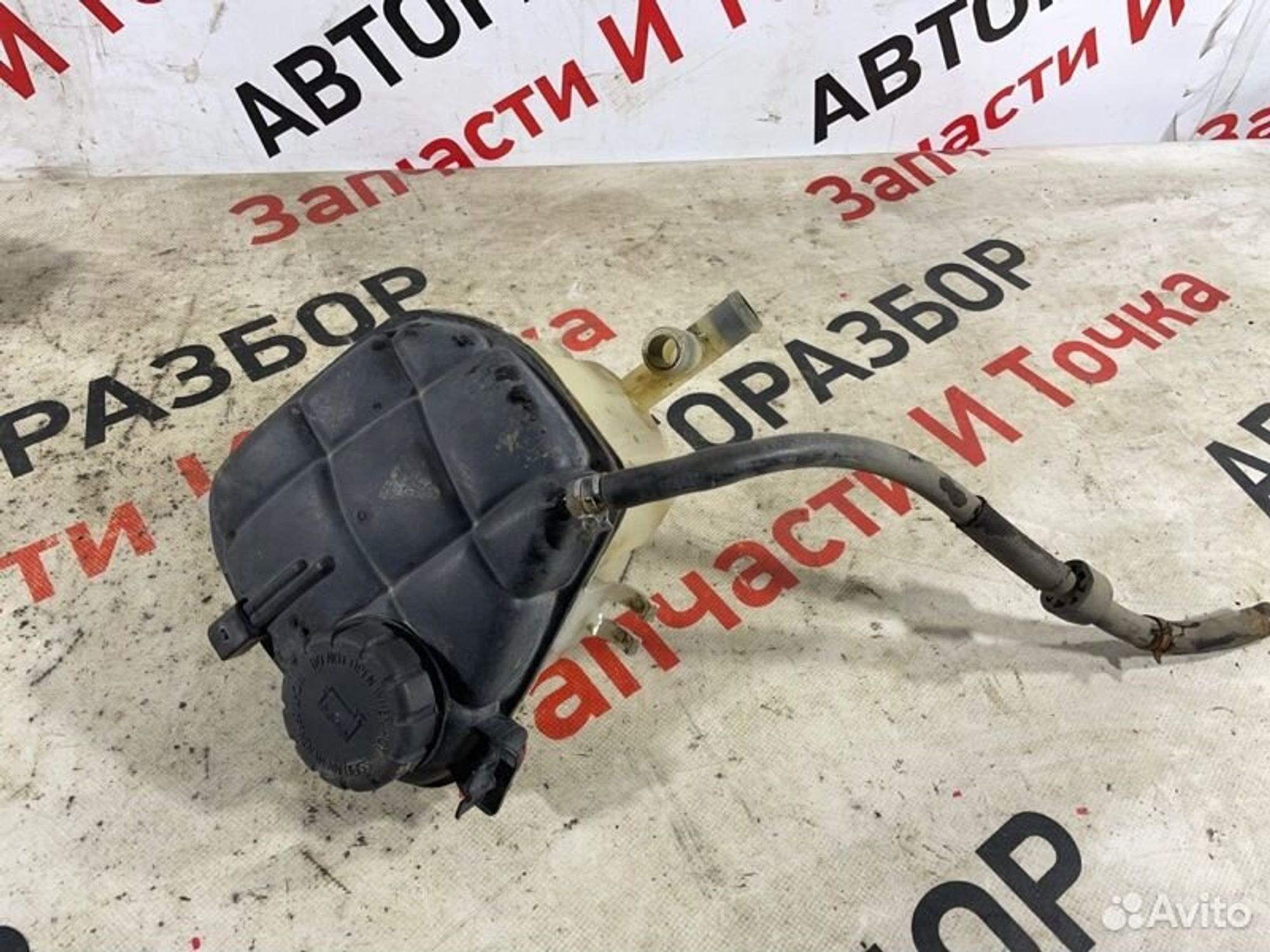 https://gcs.partsauto.market/rn-stockpro.appspot.com/thmbs/afb38d96ab8c9795ecac00e406b21163/7d0fd8cd366b66789ee96048741c79ff/1353d97bb3e6e0de55d23b6e7b807317.jpg