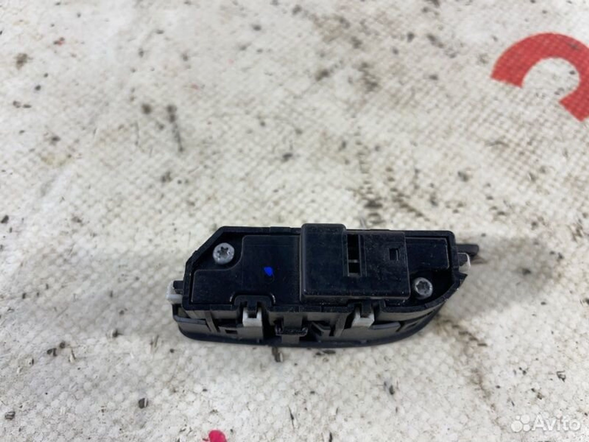 https://gcs.partsauto.market/rn-stockpro.appspot.com/thmbs/afb38d96ab8c9795ecac00e406b21163/8240c7cf1e3dcd193be16e4c4c0fac88/bae620987b3d7719bacd9d71f57b6e17.jpg
