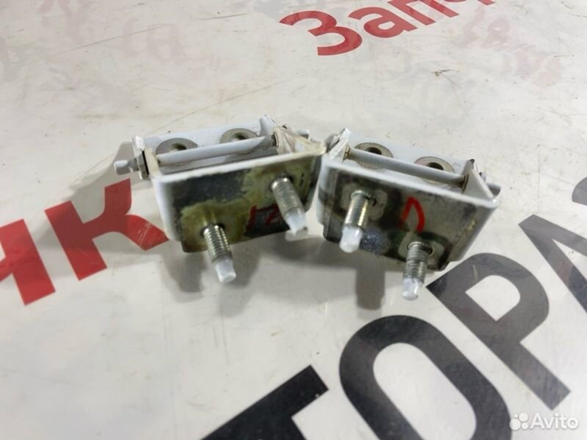 https://gcs.partsauto.market/rn-stockpro.appspot.com/thmbs/afb38d96ab8c9795ecac00e406b21163/860d030c91e28b69d19895280d1e8e1d/f4ce8baf7d465714bc01972069257a03.jpg