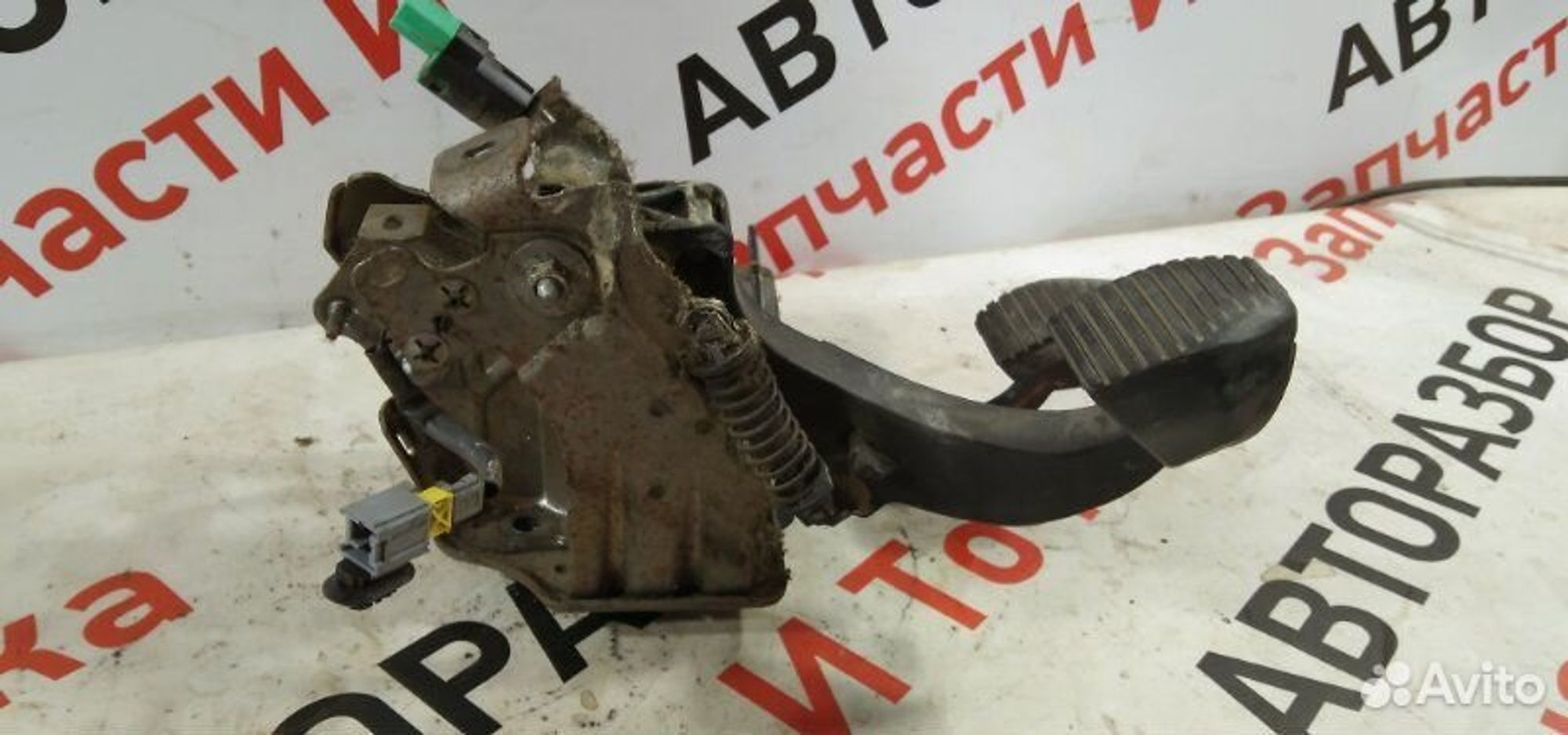 https://gcs.partsauto.market/rn-stockpro.appspot.com/thmbs/afb38d96ab8c9795ecac00e406b21163/882bfde376feaa1ddf3035eb64f37f0b/5442ab612460710af4ff1a70c4a673d6.jpg
