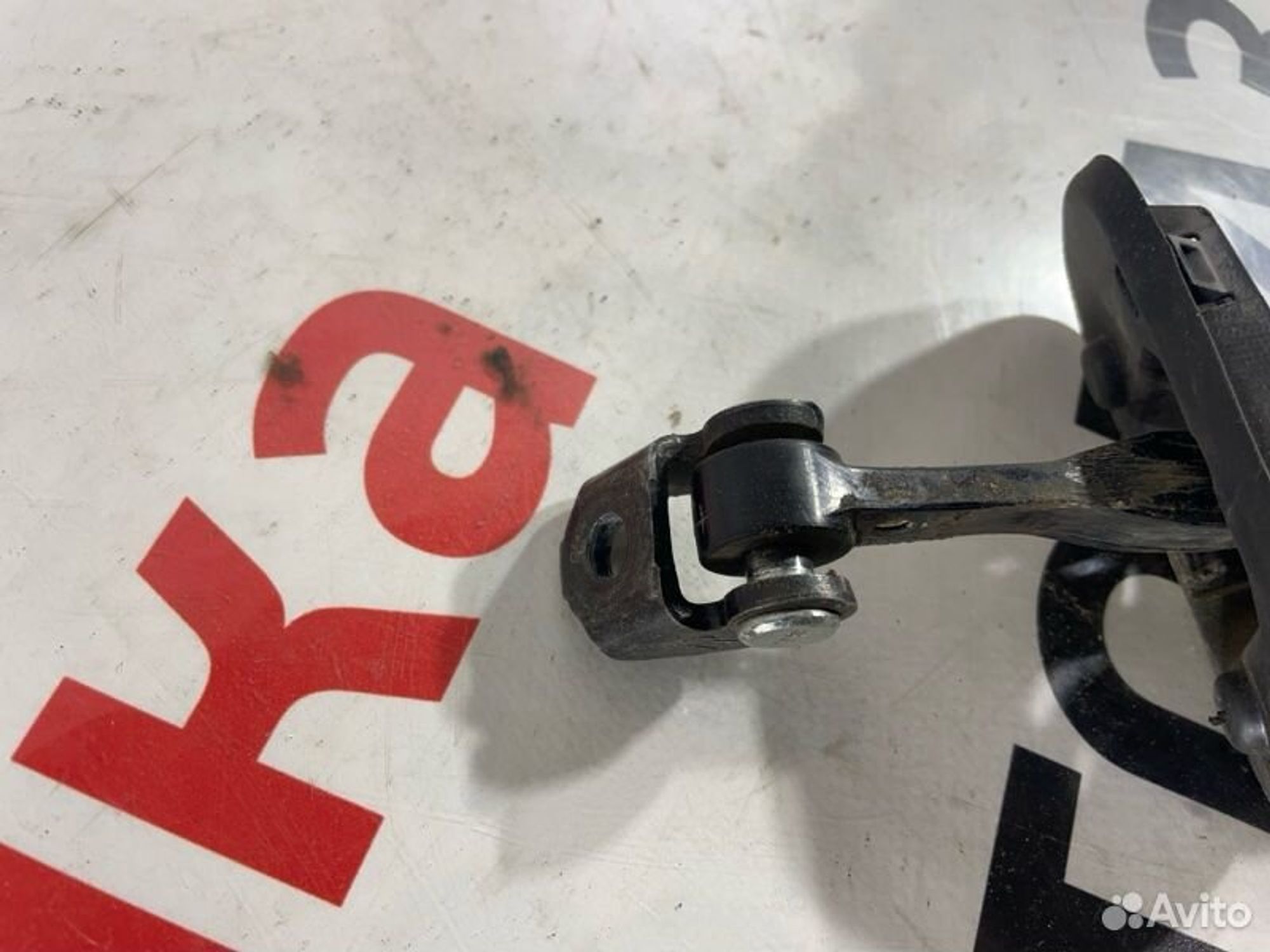 https://gcs.partsauto.market/rn-stockpro.appspot.com/thmbs/afb38d96ab8c9795ecac00e406b21163/8d2954d85c90ceb2067b02f05726e2bd/c4ab8363bc085cbb3863df45d74c8c92.jpg