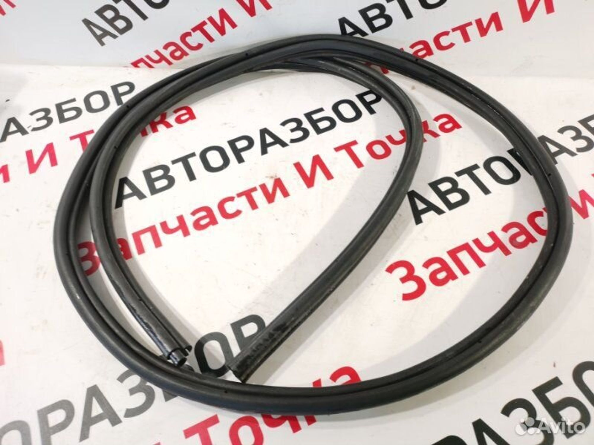 Уплотнительная резинка двери багажника LADA X-Ray