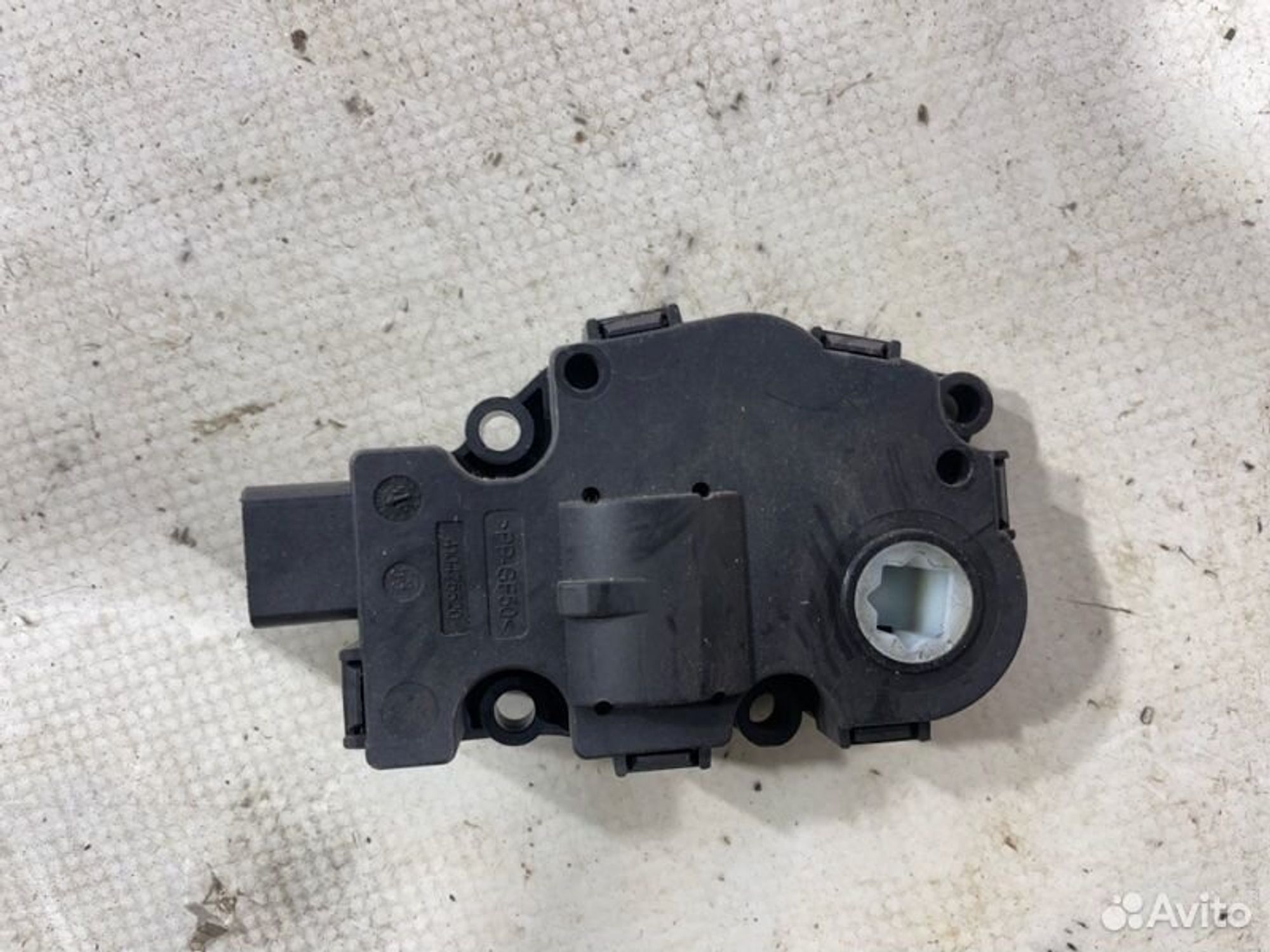 https://gcs.partsauto.market/rn-stockpro.appspot.com/thmbs/afb38d96ab8c9795ecac00e406b21163/8fd7305f24f51dcfae14bbdb7da61713/f09bc975603a92c5ac8c580226c57081.jpg