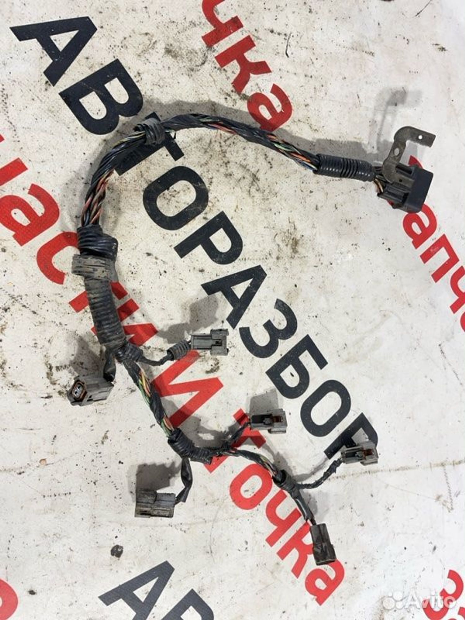 Проводка форсунок Mitsubishi Pajero V75W 6G74 2001