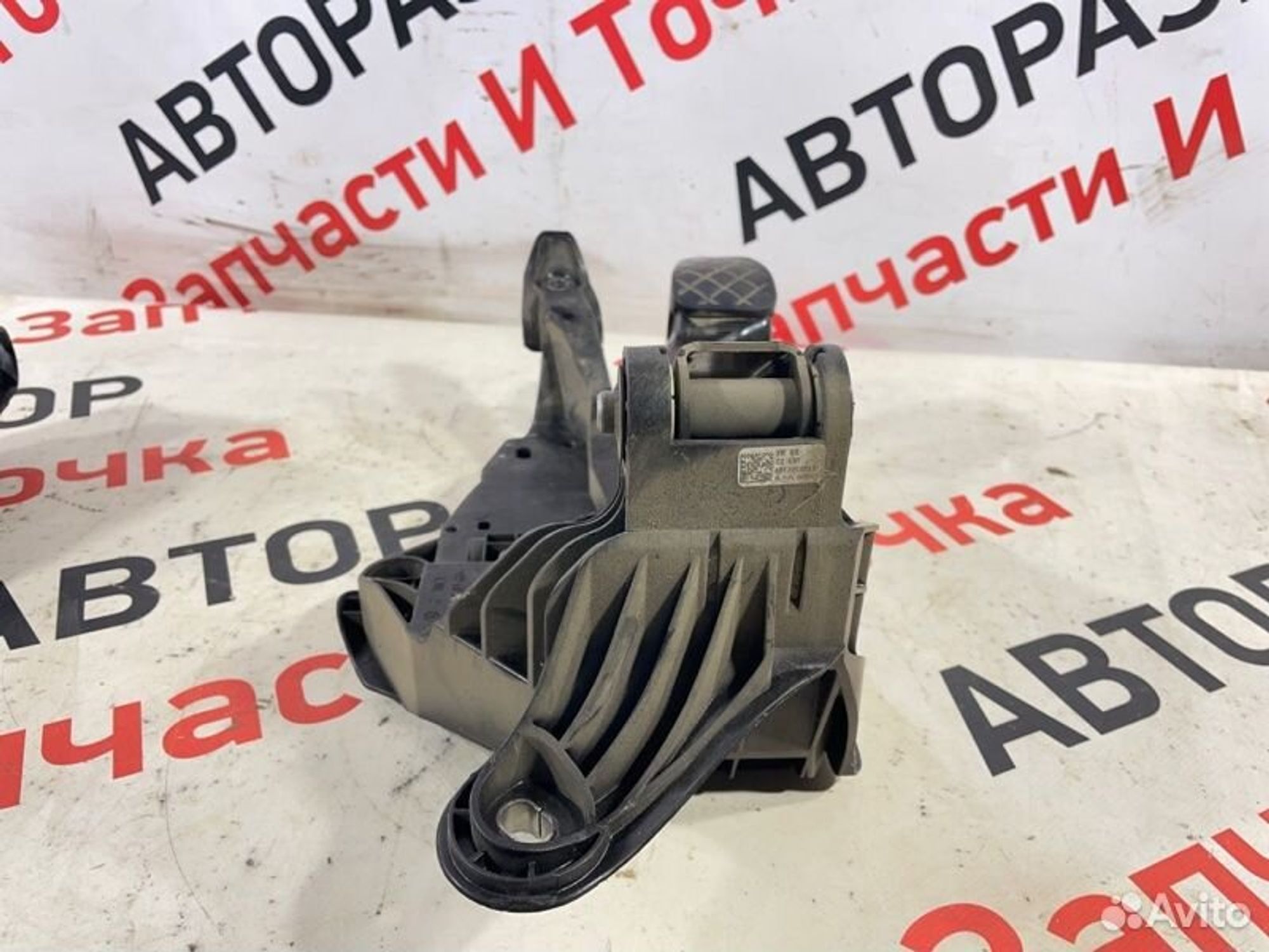 https://gcs.partsauto.market/rn-stockpro.appspot.com/thmbs/afb38d96ab8c9795ecac00e406b21163/9894e866594dcaf9ba50e11fd0b199ad/c56d832968d93c2928b353cf81d0f11f.jpg