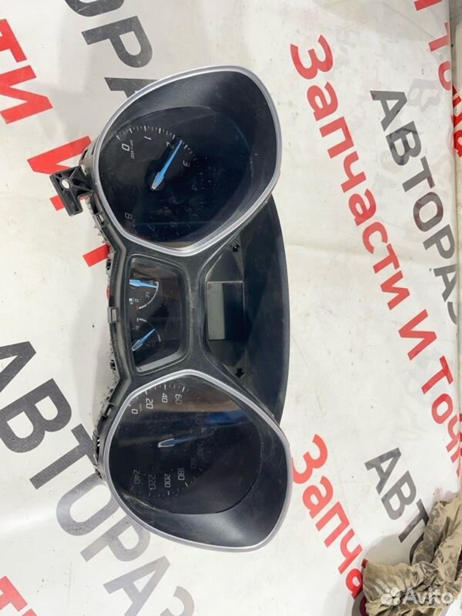 https://gcs.partsauto.market/rn-stockpro.appspot.com/thmbs/afb38d96ab8c9795ecac00e406b21163/99061f085095e26929eb51118e37335e/f5e990d9f05d9e19ced4e9fb72741777.jpg