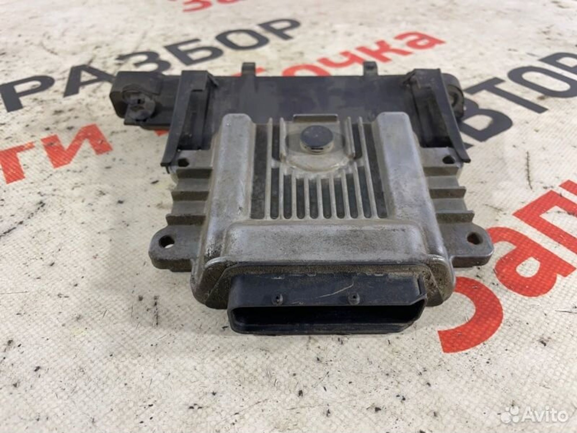 https://gcs.partsauto.market/rn-stockpro.appspot.com/thmbs/afb38d96ab8c9795ecac00e406b21163/9aacef2a3788b88655dbb04c0e830ca3/eb0e4e154cbb7a0ae4261212712c8940.jpg