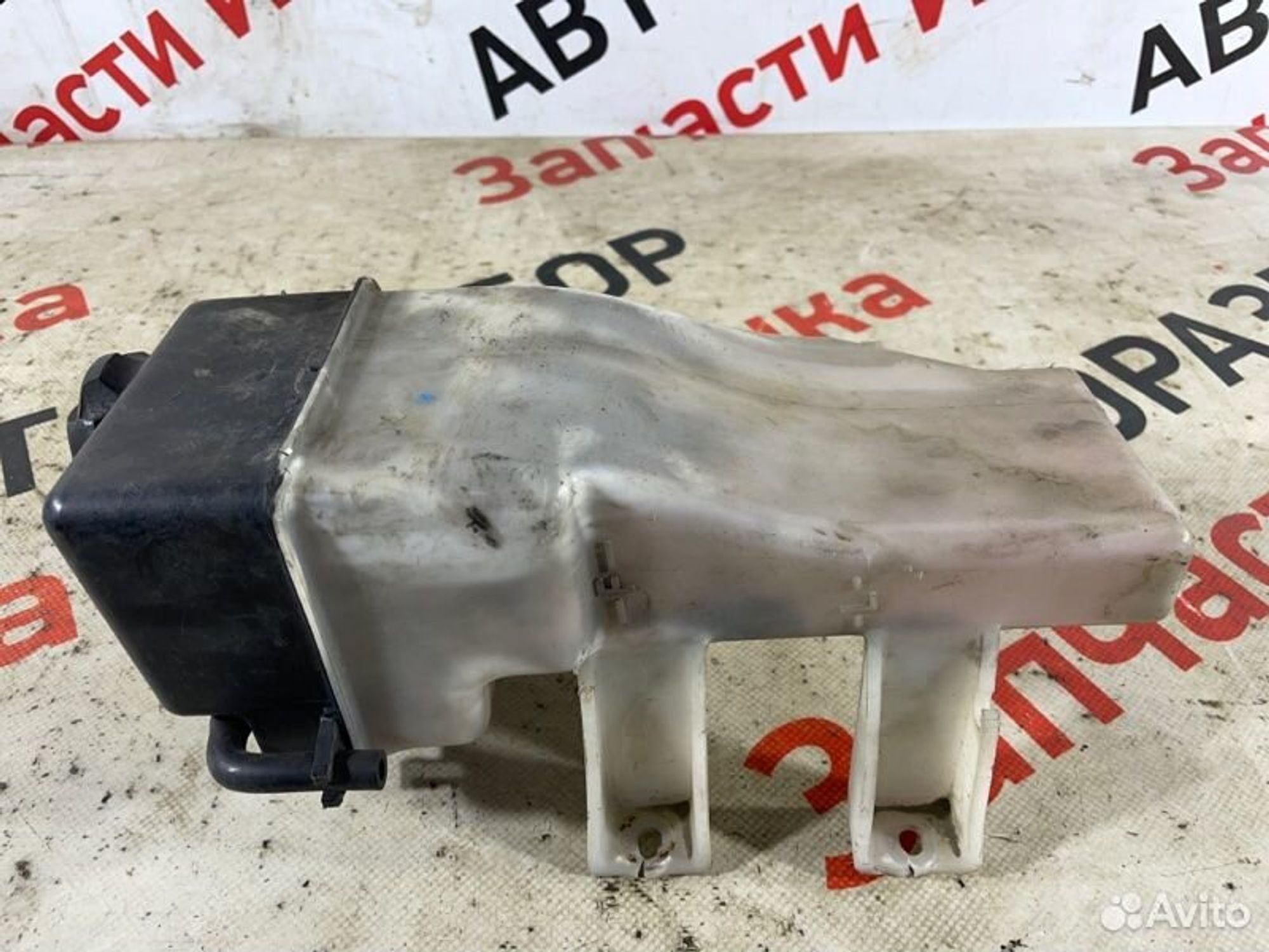 https://gcs.partsauto.market/rn-stockpro.appspot.com/thmbs/afb38d96ab8c9795ecac00e406b21163/9c8da0dca54582858e31f334a40664dd/bebf587c9aff2db4ef8a646415e099e4.jpg
