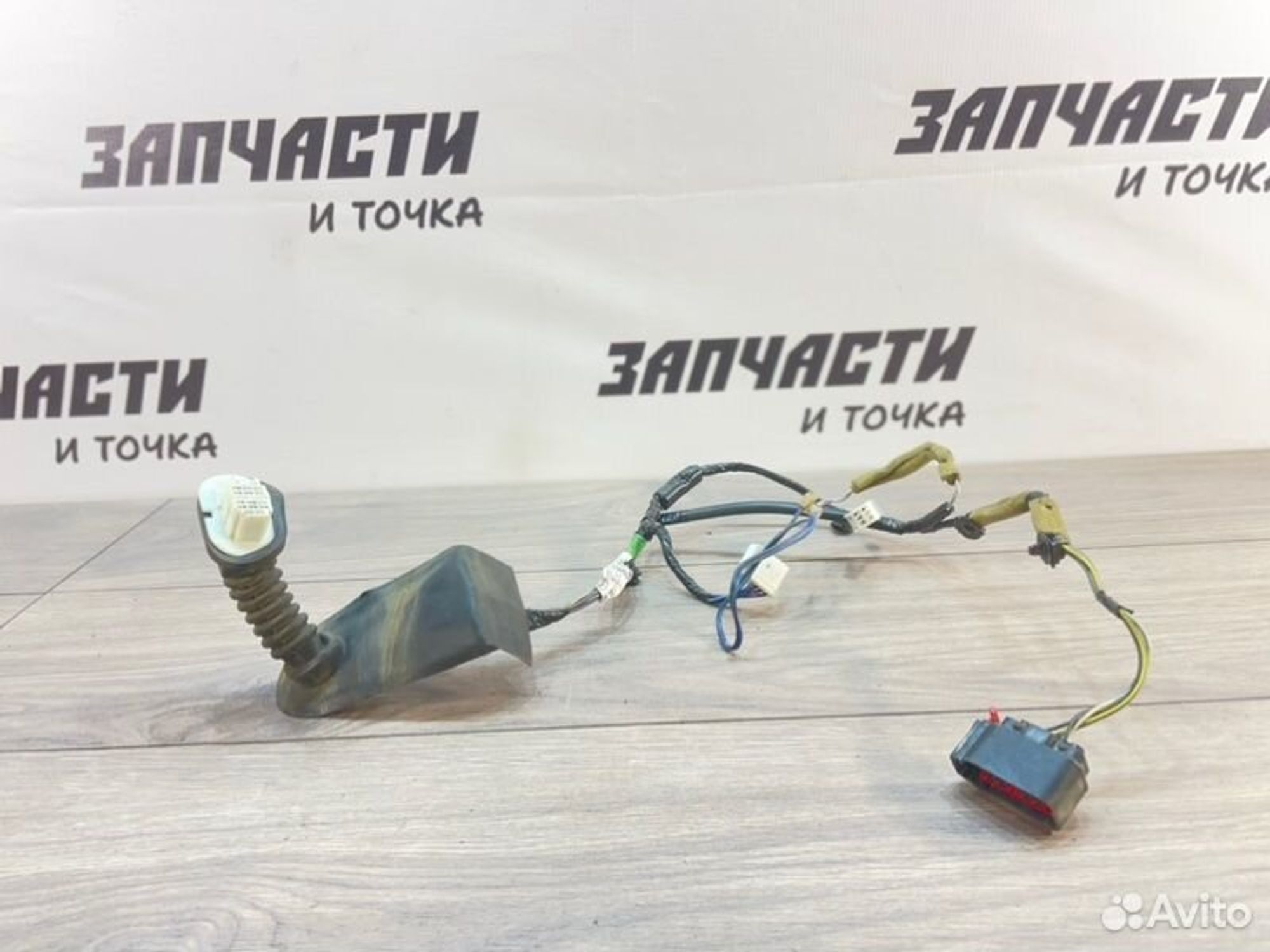 Проводка двери задняя правая Mazda Axela BK5P