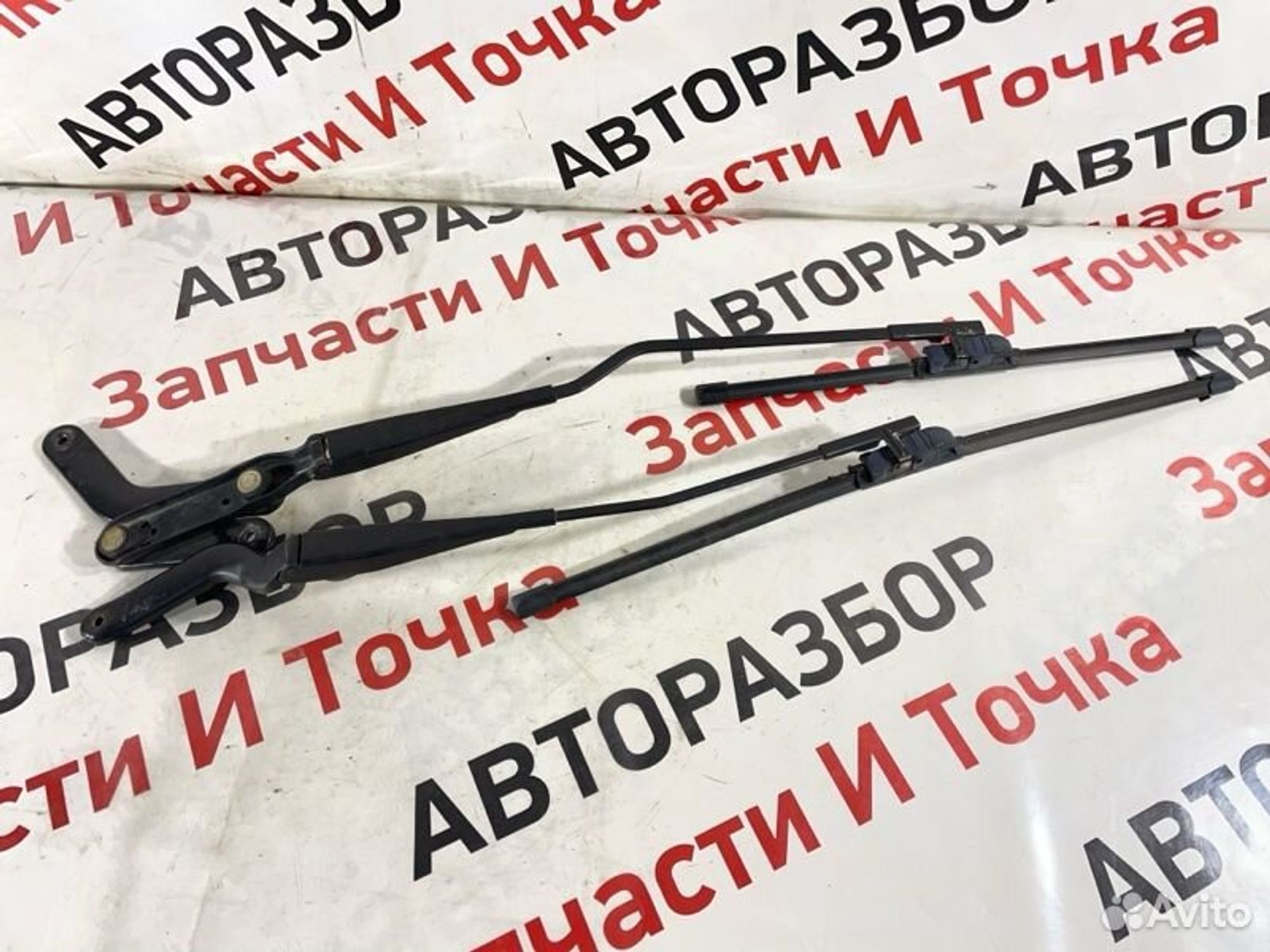 Поводок стеклоочистителя Ford C-Max C214 2.0L MI4
