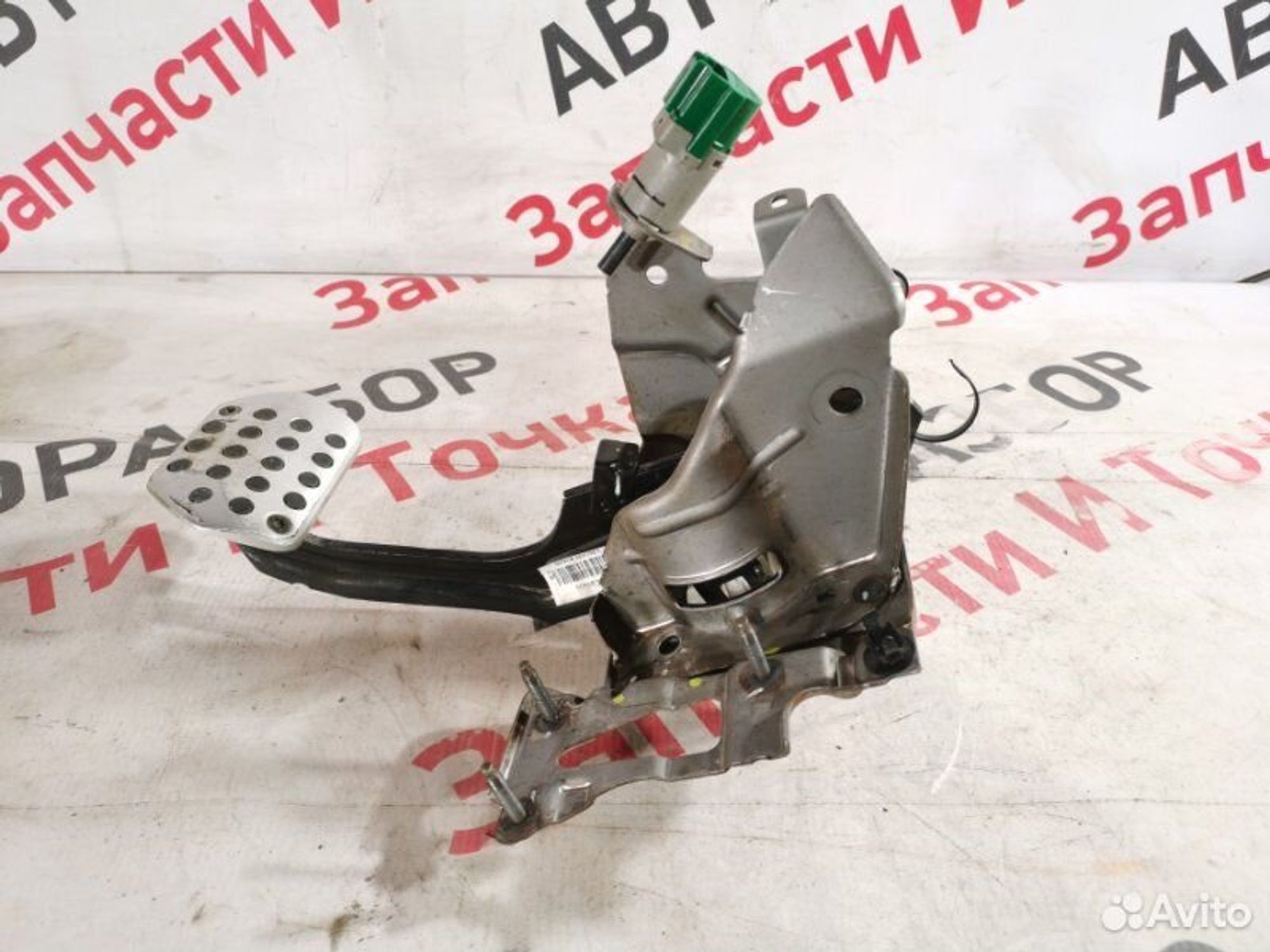 https://gcs.partsauto.market/rn-stockpro.appspot.com/thmbs/afb38d96ab8c9795ecac00e406b21163/aa2480bb30c336981976494574a54660/afe21ec7a8f5a883096048b4f7b59b6c.jpg