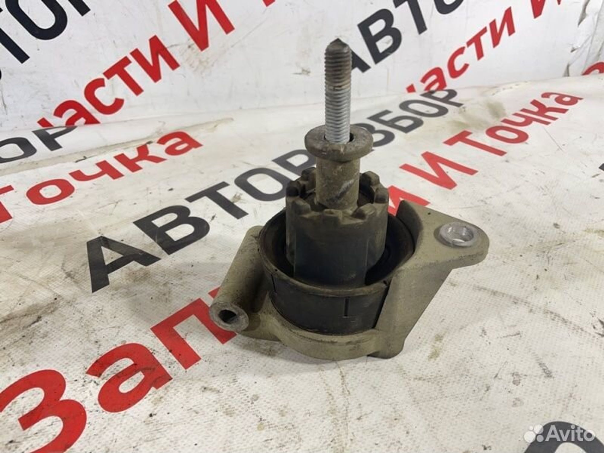 Подушка МКПП Opel Astra H хетчбек Z18XER 2008
