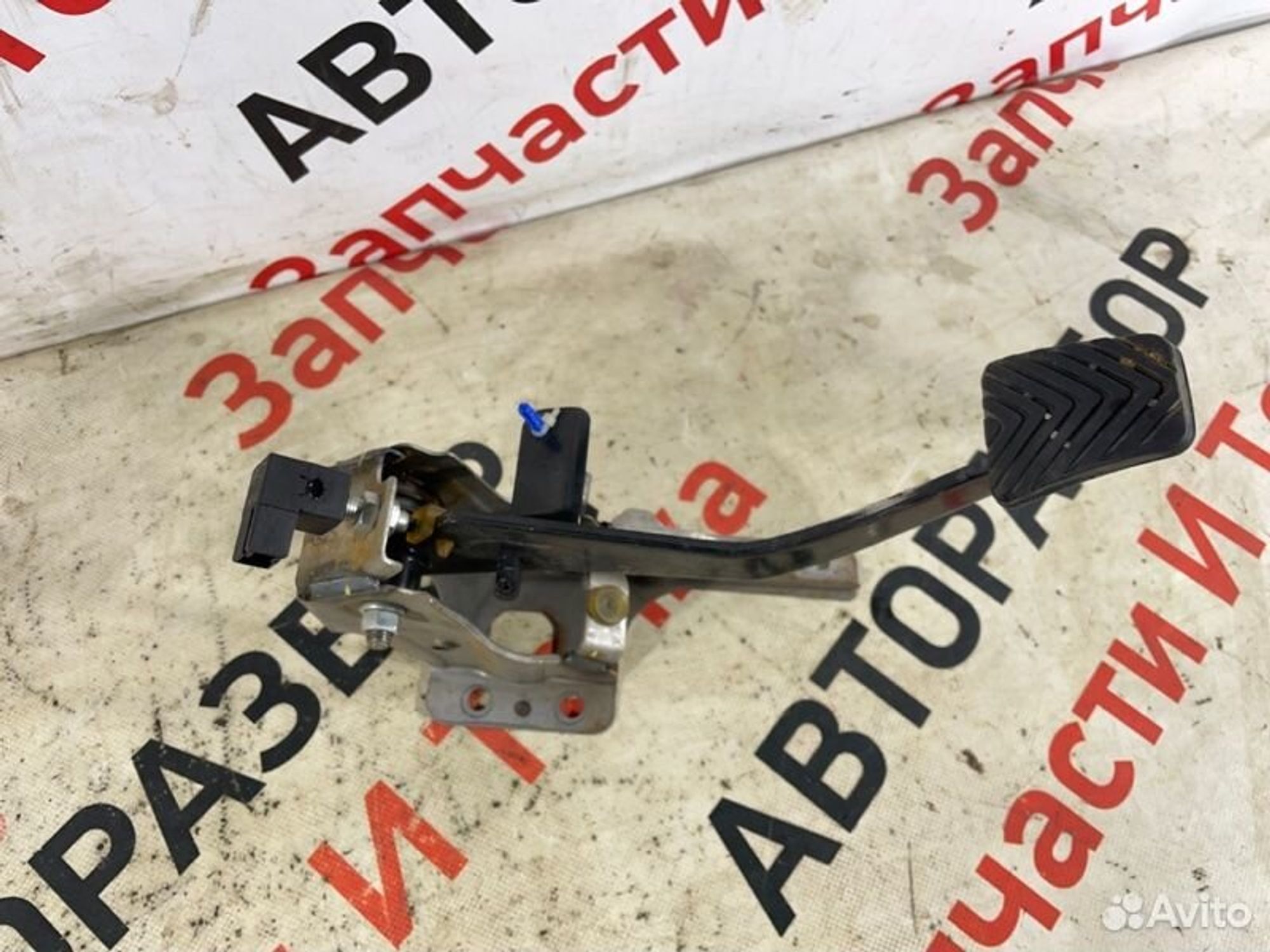 https://gcs.partsauto.market/rn-stockpro.appspot.com/thmbs/afb38d96ab8c9795ecac00e406b21163/afd5879d219051c3a2f256e8ac51bd65/5410162c831367781058ffb067226995.jpg
