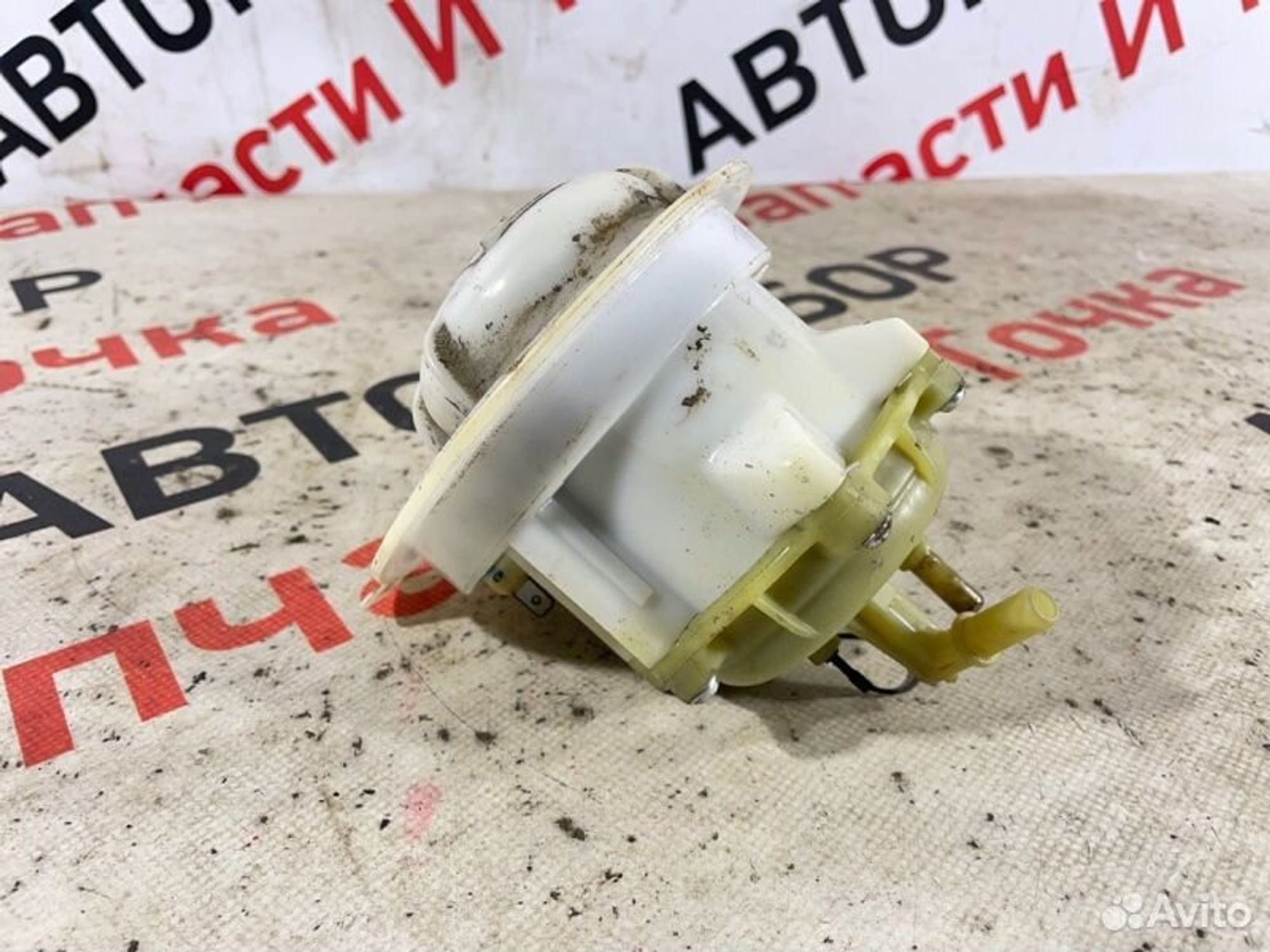 https://gcs.partsauto.market/rn-stockpro.appspot.com/thmbs/afb38d96ab8c9795ecac00e406b21163/b213f53703d8cf62460a35948f65d493/73ae1786ab93ab0c44bf1ba65ce15634.jpg
