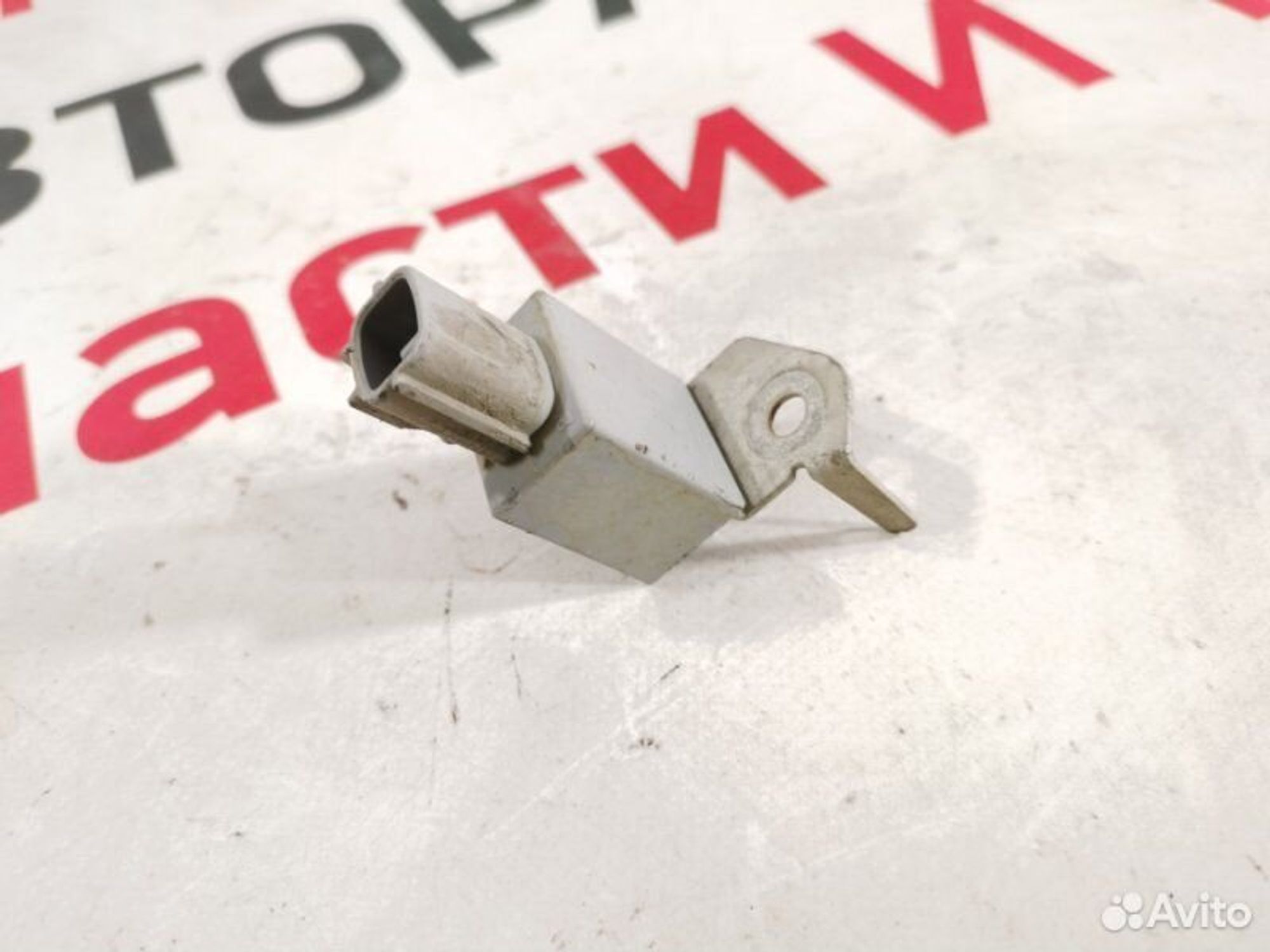https://gcs.partsauto.market/rn-stockpro.appspot.com/thmbs/afb38d96ab8c9795ecac00e406b21163/b411ef305f55b54ddf28b205248a737f/f65f02298ebf86e92e8b32240bb7dfe5.jpg