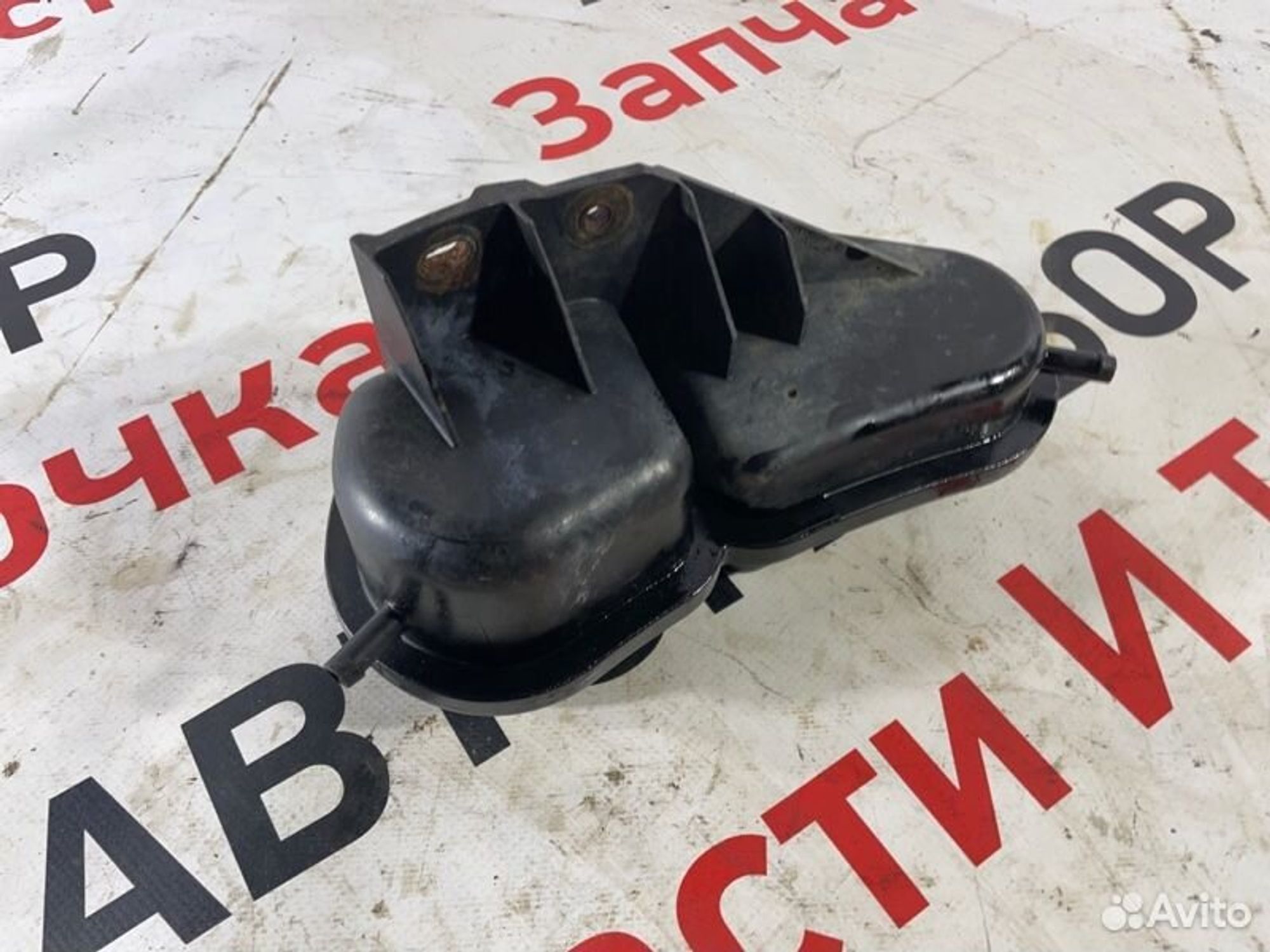 https://gcs.partsauto.market/rn-stockpro.appspot.com/thmbs/afb38d96ab8c9795ecac00e406b21163/b43266f8ef7d651f6a5999221e86ceb9/b3c620dab07f4384eae1b0263641ebcd.jpg