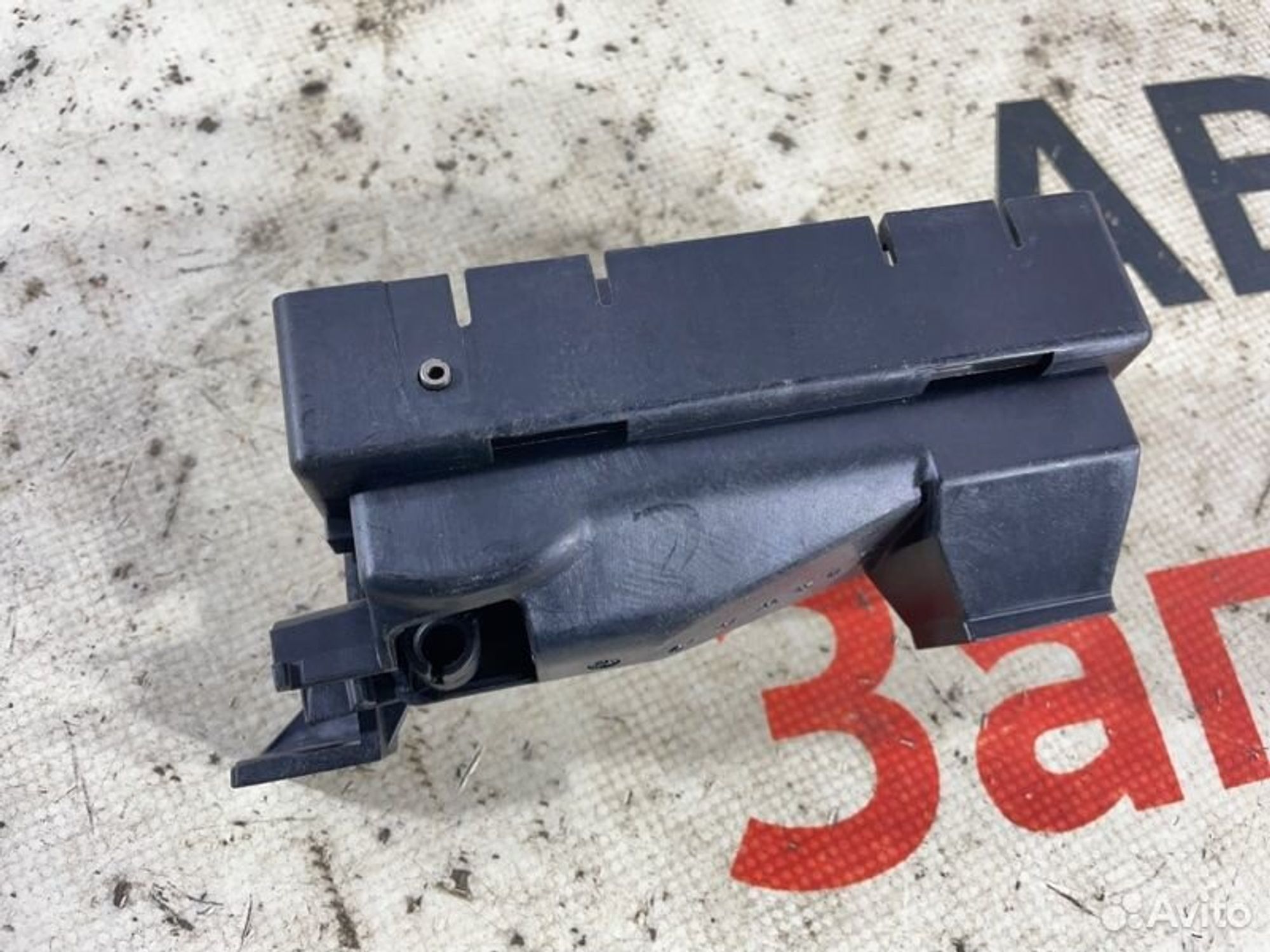 https://gcs.partsauto.market/rn-stockpro.appspot.com/thmbs/afb38d96ab8c9795ecac00e406b21163/b57522566876dffb8c9959647e458cc2/387b424d4829e28a8917fff38409d6f3.jpg