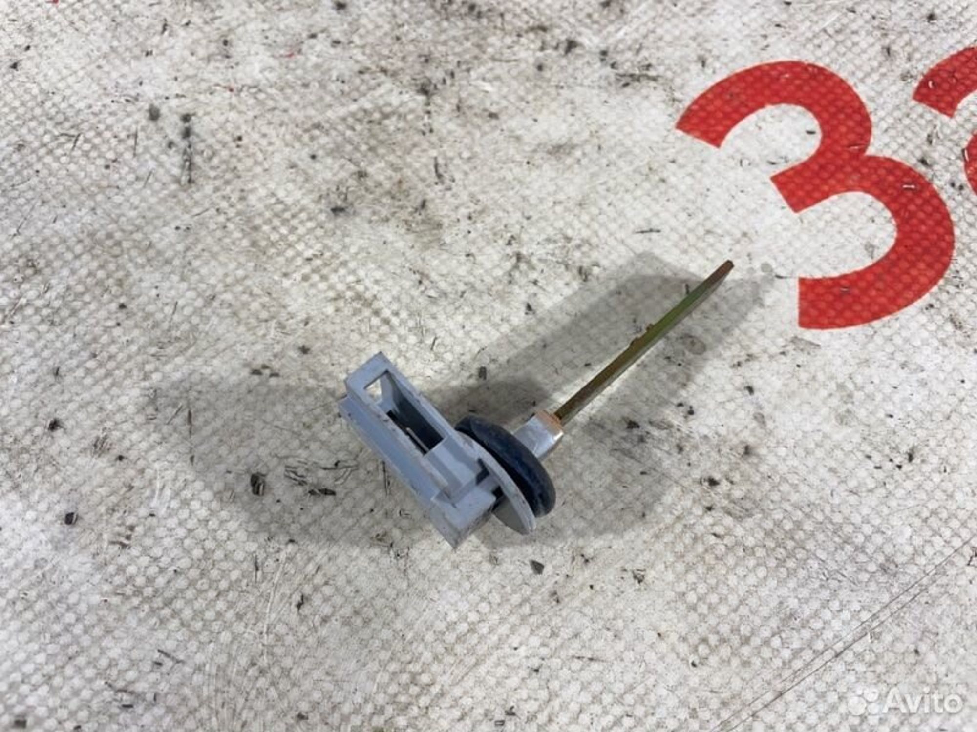 https://gcs.partsauto.market/rn-stockpro.appspot.com/thmbs/afb38d96ab8c9795ecac00e406b21163/ba52d1998274fd2a87b404c21b57ffb4/c8f30f12aea45f37309668beba77c69a.jpg