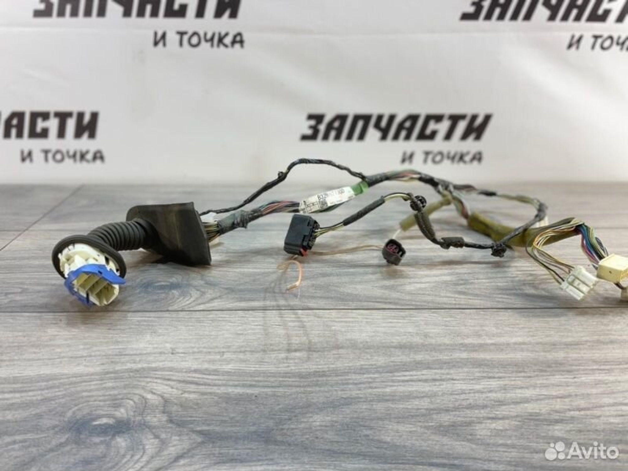 Проводка двери передняя правая Mazda Axela BK5P