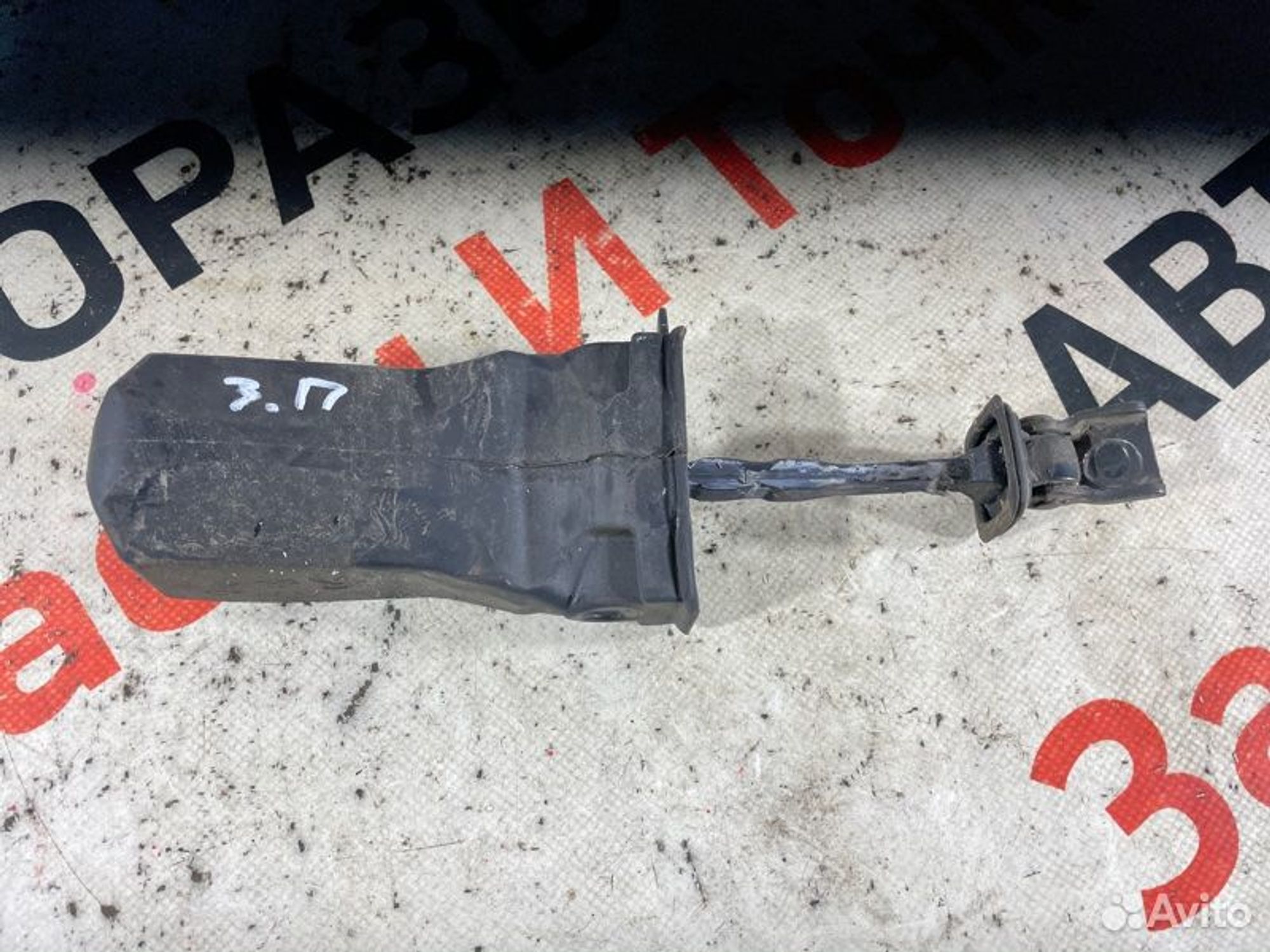 https://gcs.partsauto.market/rn-stockpro.appspot.com/thmbs/afb38d96ab8c9795ecac00e406b21163/c12487e14276a3402fead0b39662934f/939522a666821a1e90e49d73ace14cff.jpg