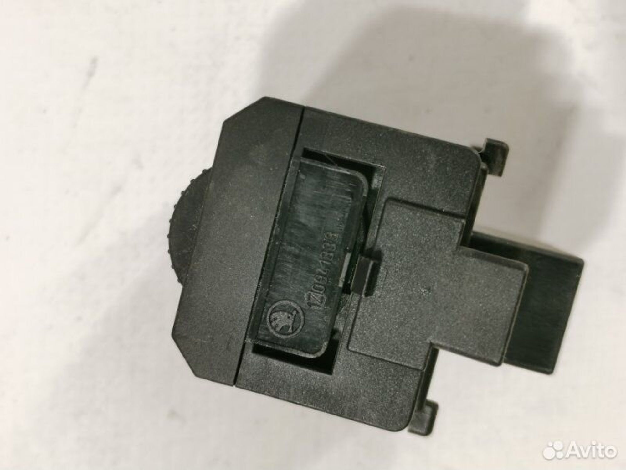 https://gcs.partsauto.market/rn-stockpro.appspot.com/thmbs/afb38d96ab8c9795ecac00e406b21163/c60996fc19c3b0ffcfb5492757422bb6/8f56832c5e52ab5a44886c3563b6efea.jpg