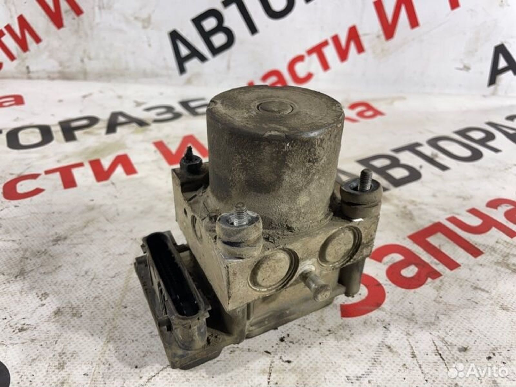 https://gcs.partsauto.market/rn-stockpro.appspot.com/thmbs/afb38d96ab8c9795ecac00e406b21163/c76f527c95b130f074bfe25e1ba8f6cb/9a4848f7efb103866444dd013b9ba31f.jpg