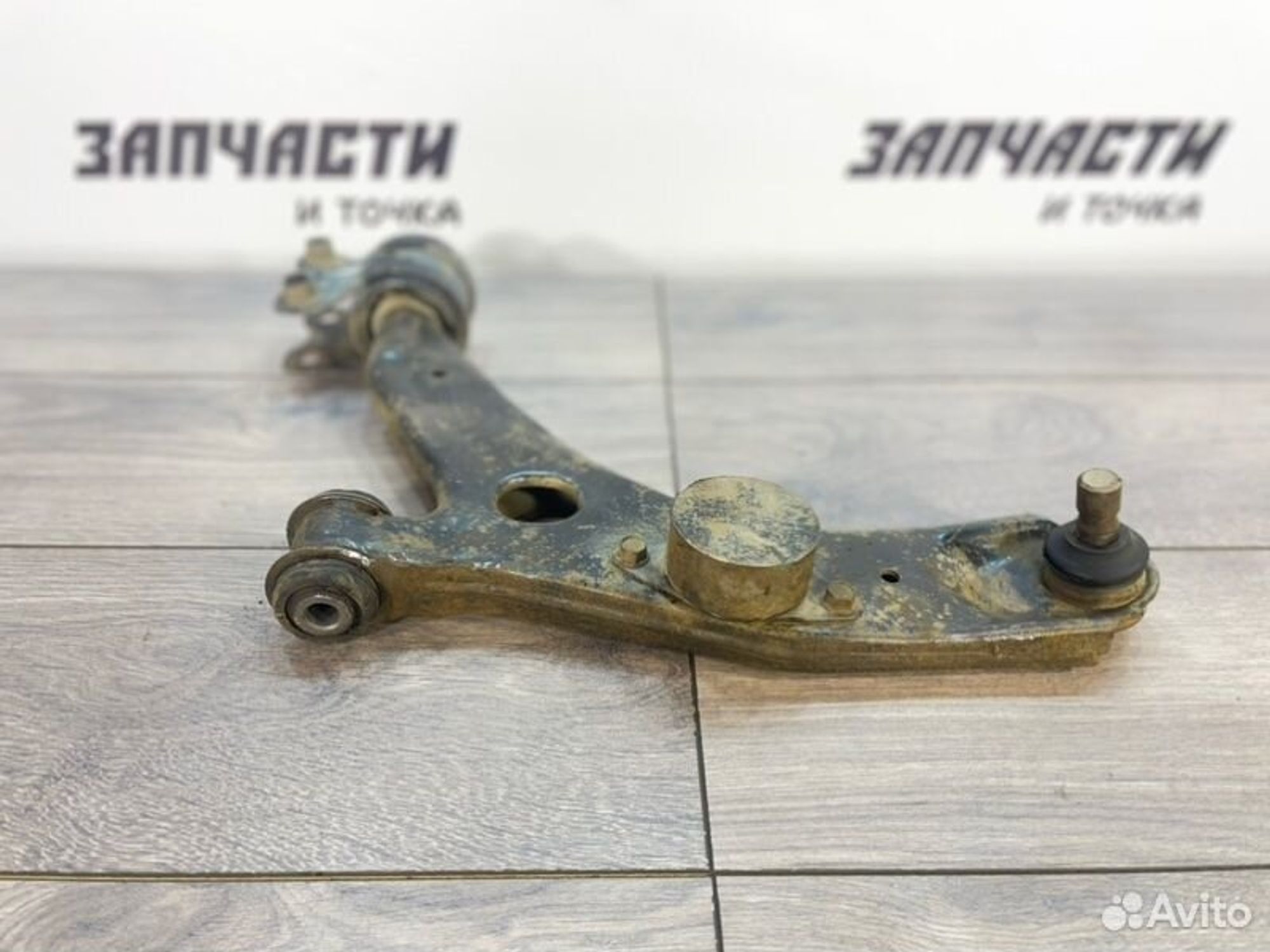 Рычаг подвески передний левый Mazda Axela BK5P