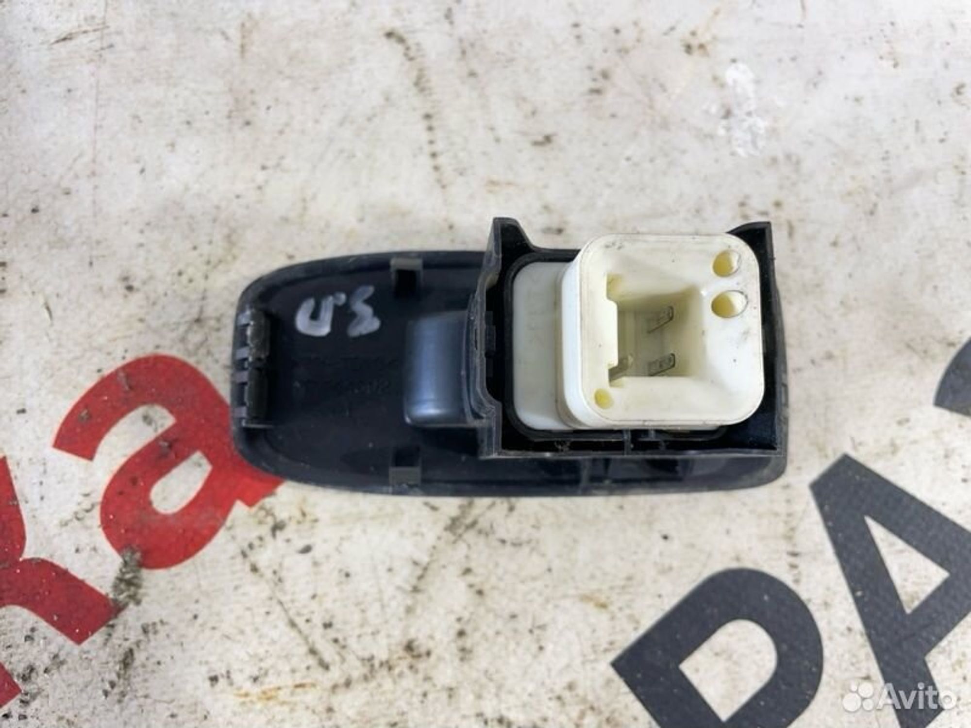 https://gcs.partsauto.market/rn-stockpro.appspot.com/thmbs/afb38d96ab8c9795ecac00e406b21163/ca1594025b98449189347fe857788bce/ec0763d09ad4a961d7aab5052f247364.jpg