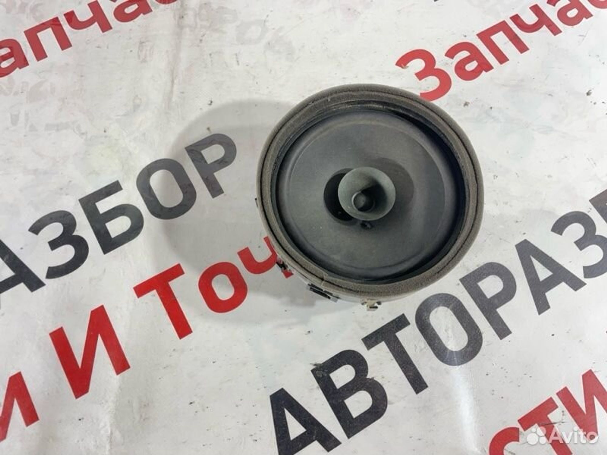Динамик задний правый Mitsubishi Lancer седан 2.0