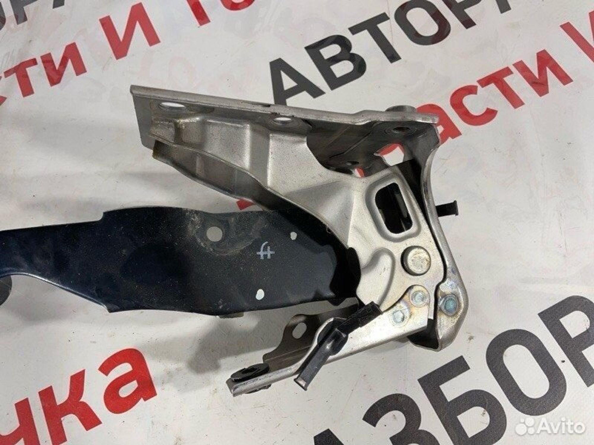 Педаль тормоза Mitsubishi Lancer седан 2.0 CY4A