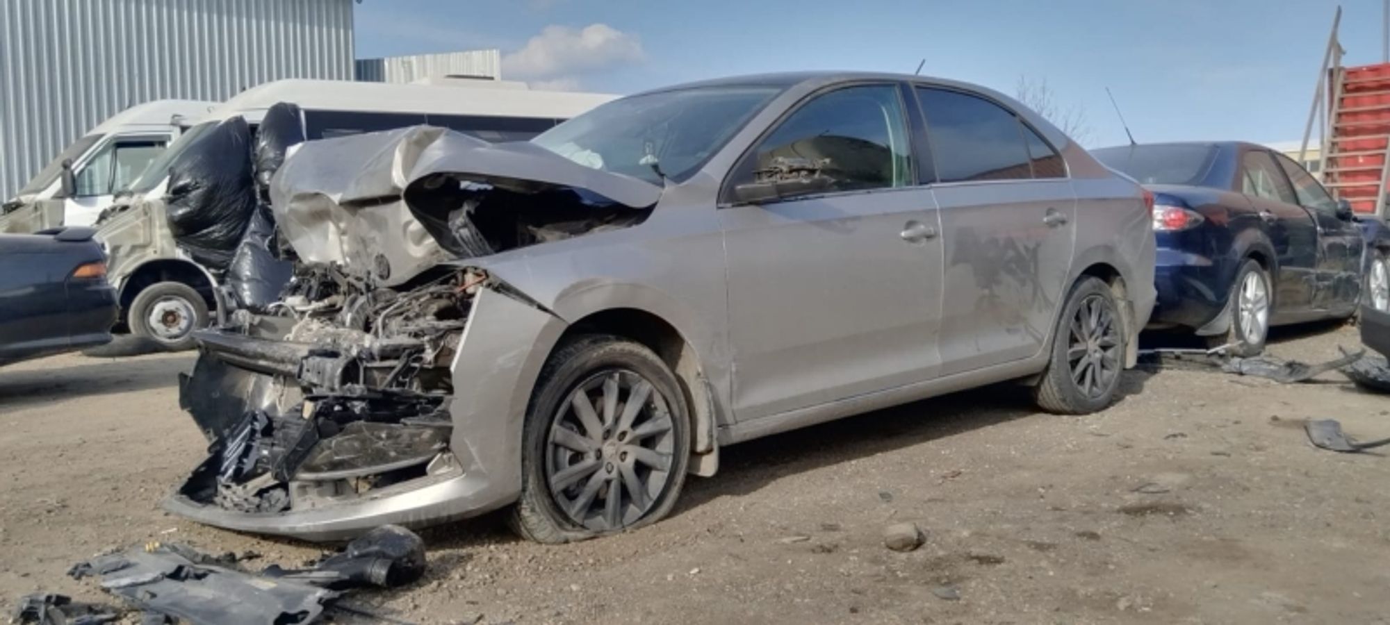 https://gcs.partsauto.market/rn-stockpro.appspot.com/thmbs/afb38d96ab8c9795ecac00e406b21163/d125863d04de9d1d6bfba0af396a98fd/c15d03d0c0b02777195ee507f6f932ad.jpg