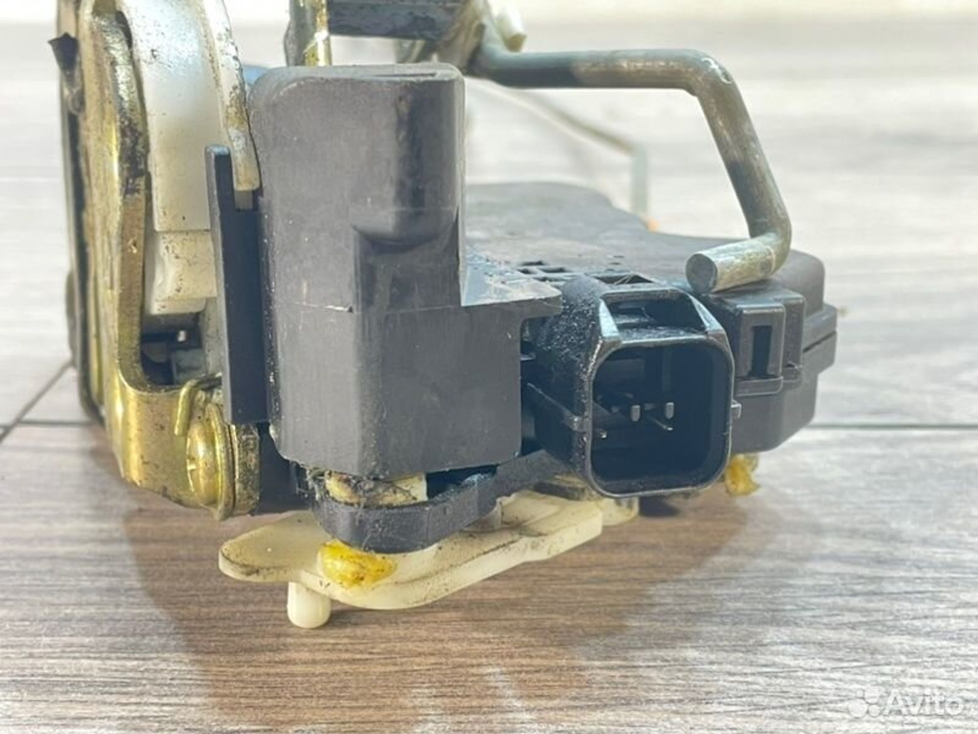 https://gcs.partsauto.market/rn-stockpro.appspot.com/thmbs/afb38d96ab8c9795ecac00e406b21163/d27a64467a602eff4c43dc24743f0041/fb3a64c7a1d10e956cc37120248e607e.jpg