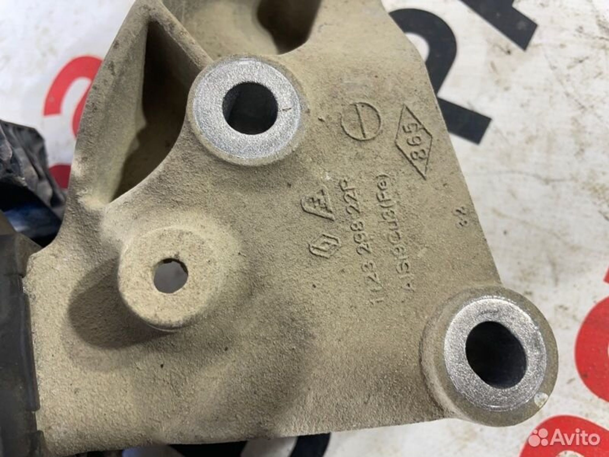 https://gcs.partsauto.market/rn-stockpro.appspot.com/thmbs/afb38d96ab8c9795ecac00e406b21163/d74a7ee0130e7d5432671cae135960a4/927c4cfa3bfa4d87d40e2ee6c99c7064.jpg